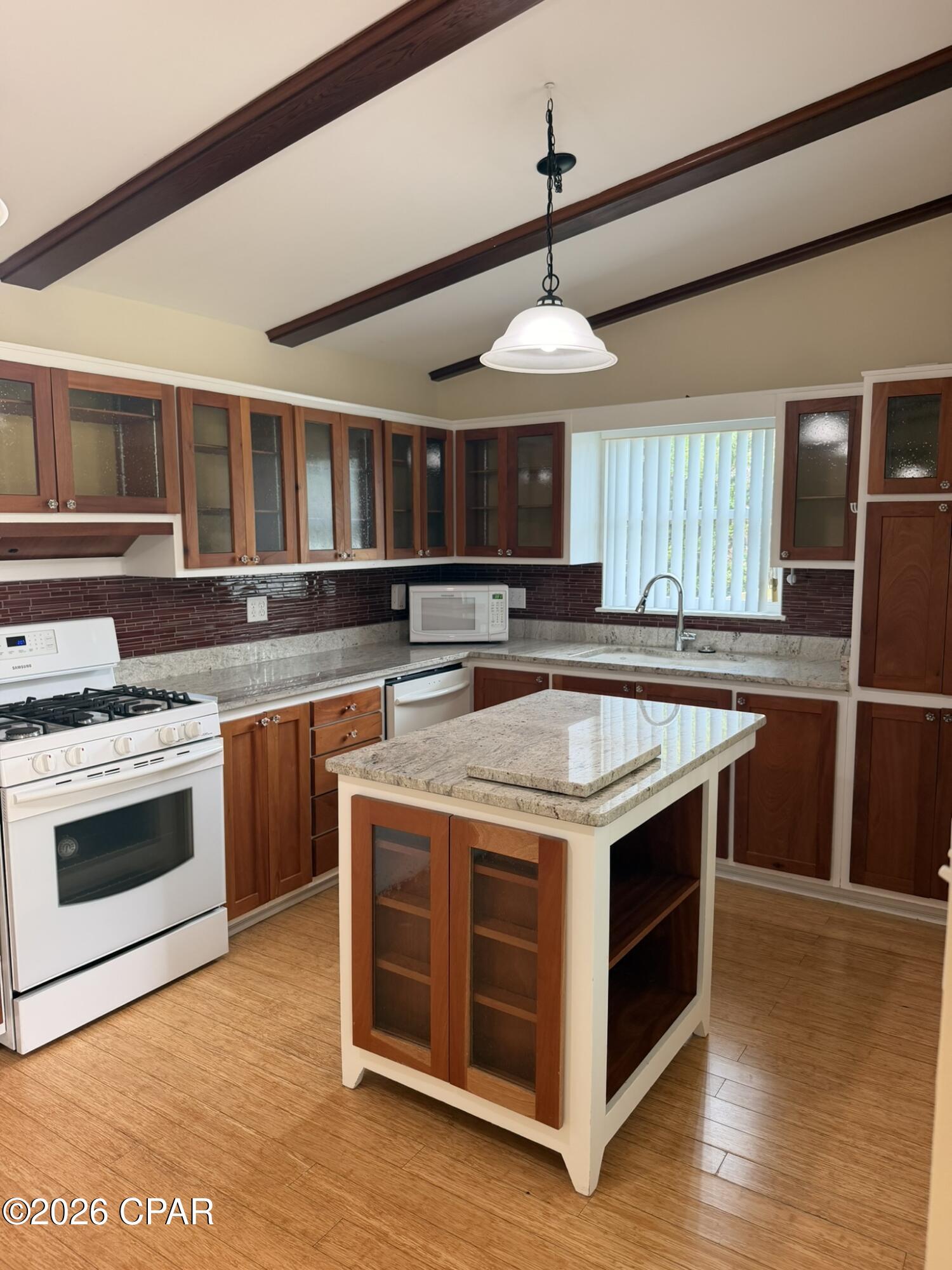 Woodlawn Unit 1 - Residential Lease