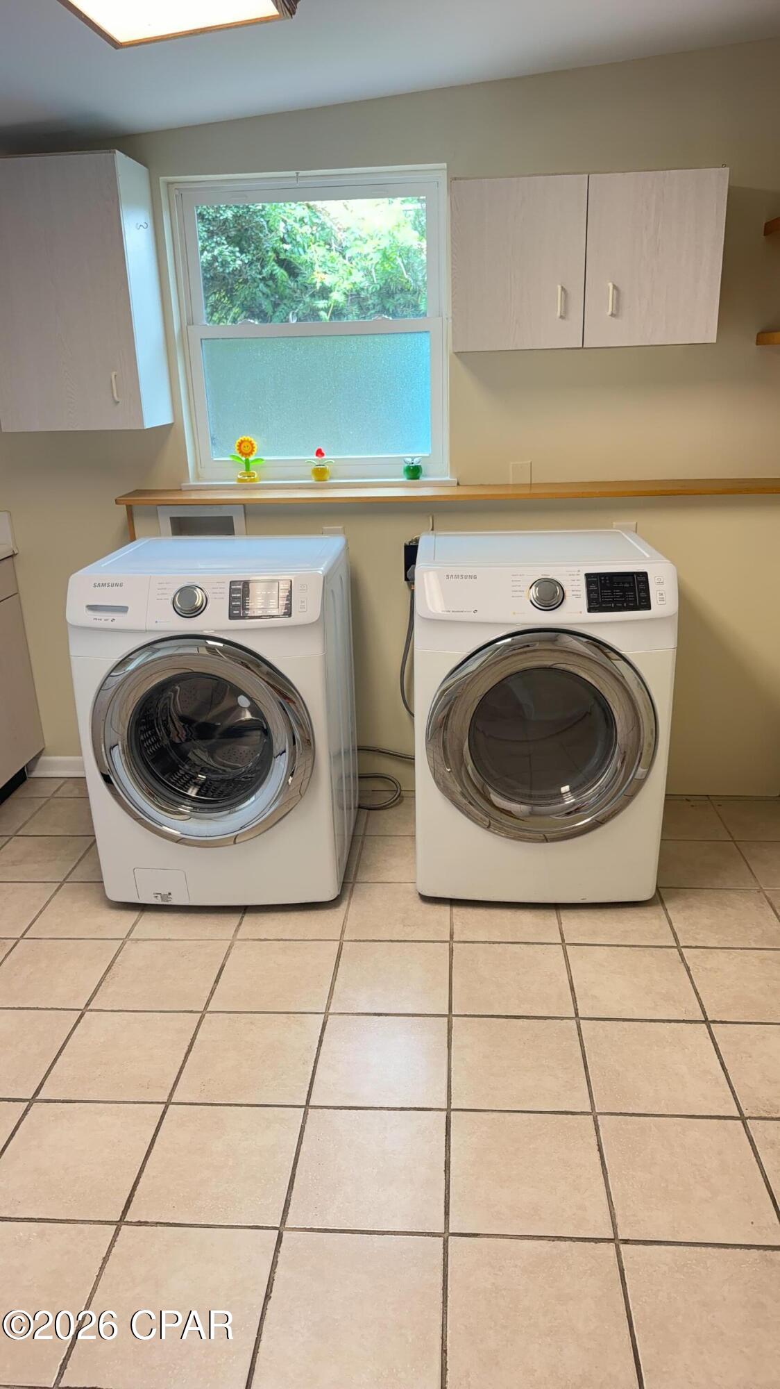 Woodlawn Unit 1 - Residential Lease