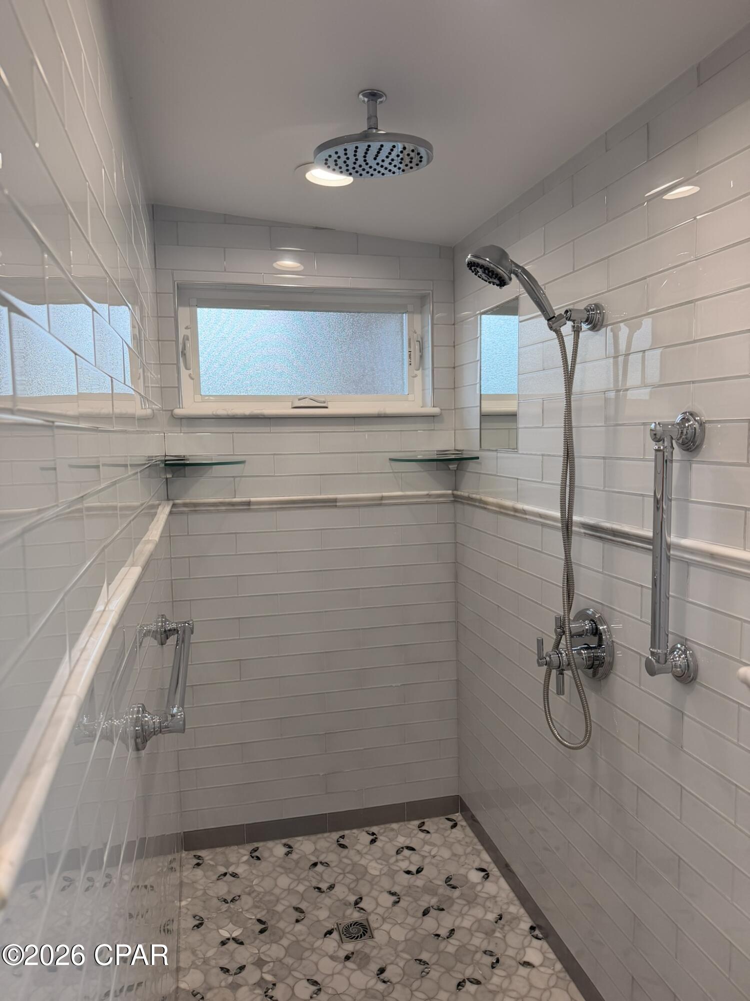 Woodlawn Unit 1 - Residential Lease