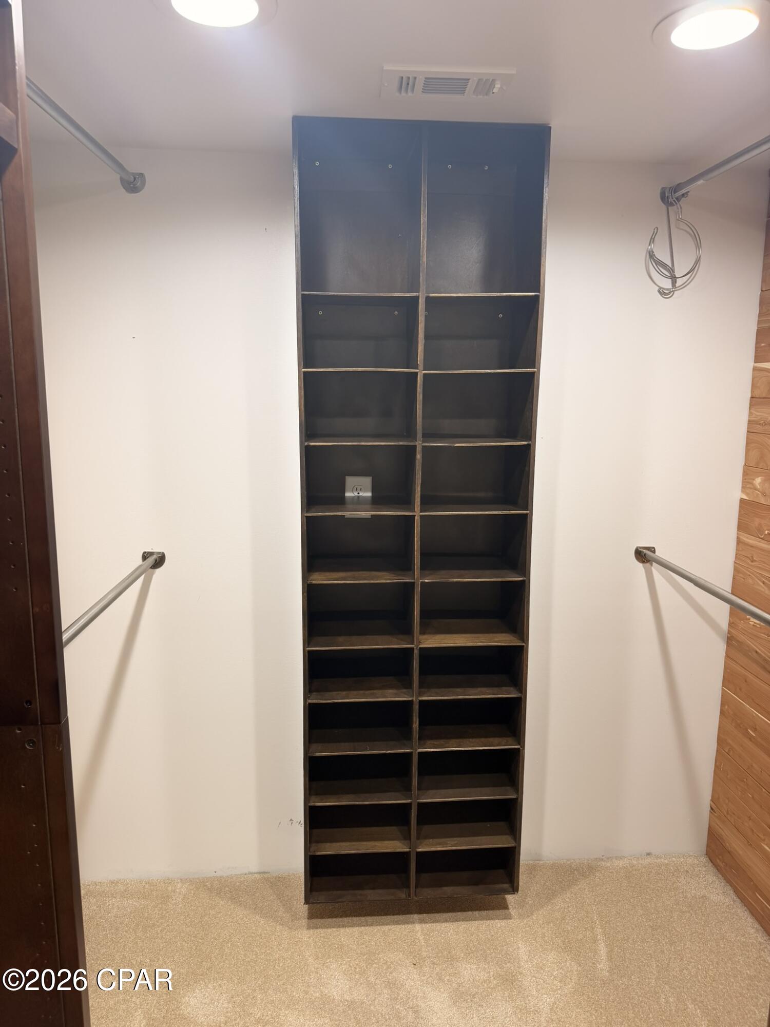 Woodlawn Unit 1 - Residential Lease
