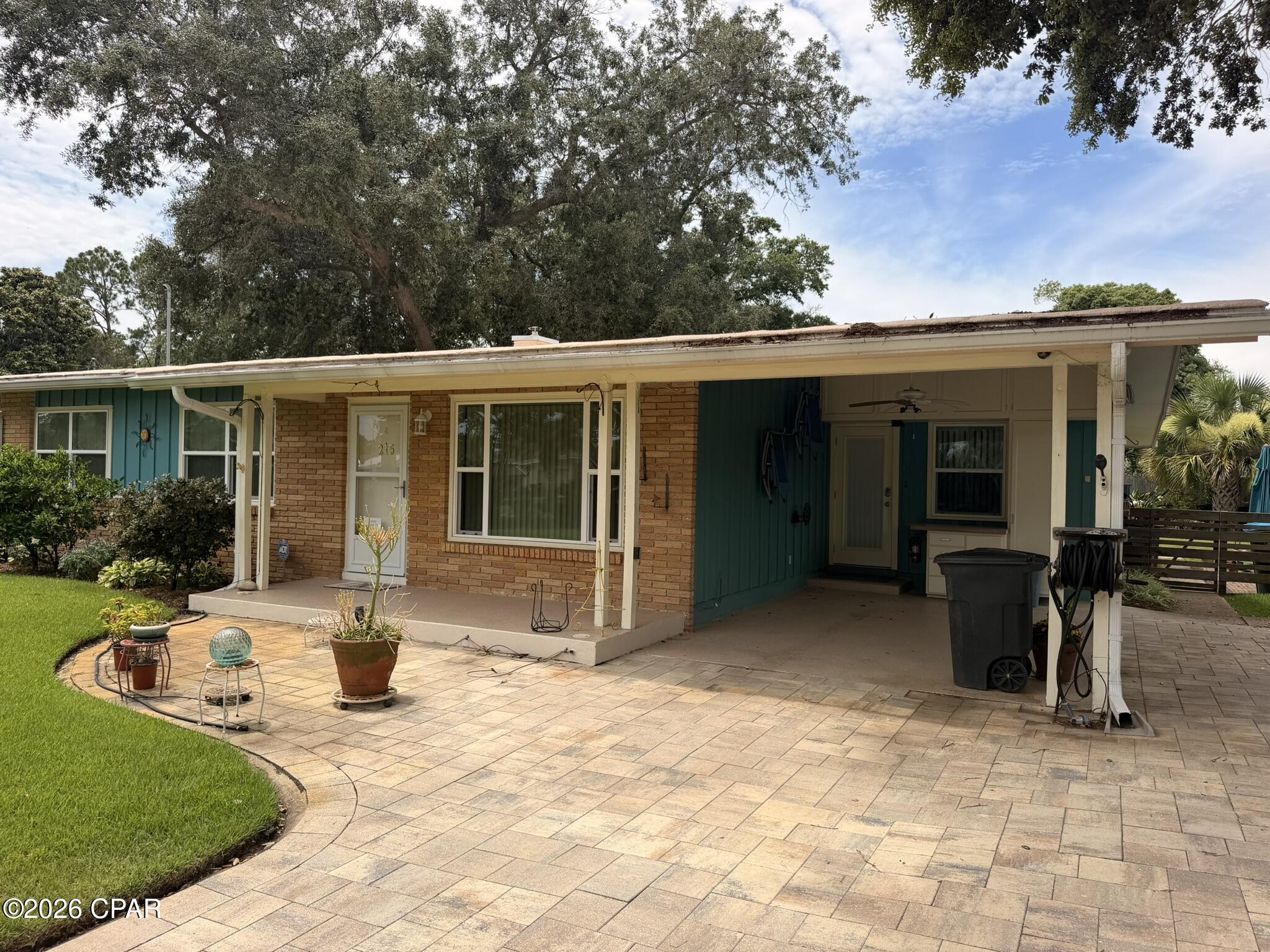 Woodlawn Unit 1 - Residential Lease