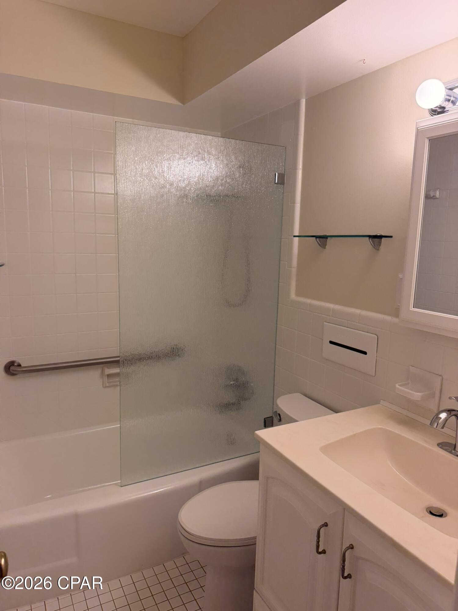 Woodlawn Unit 1 - Residential Lease