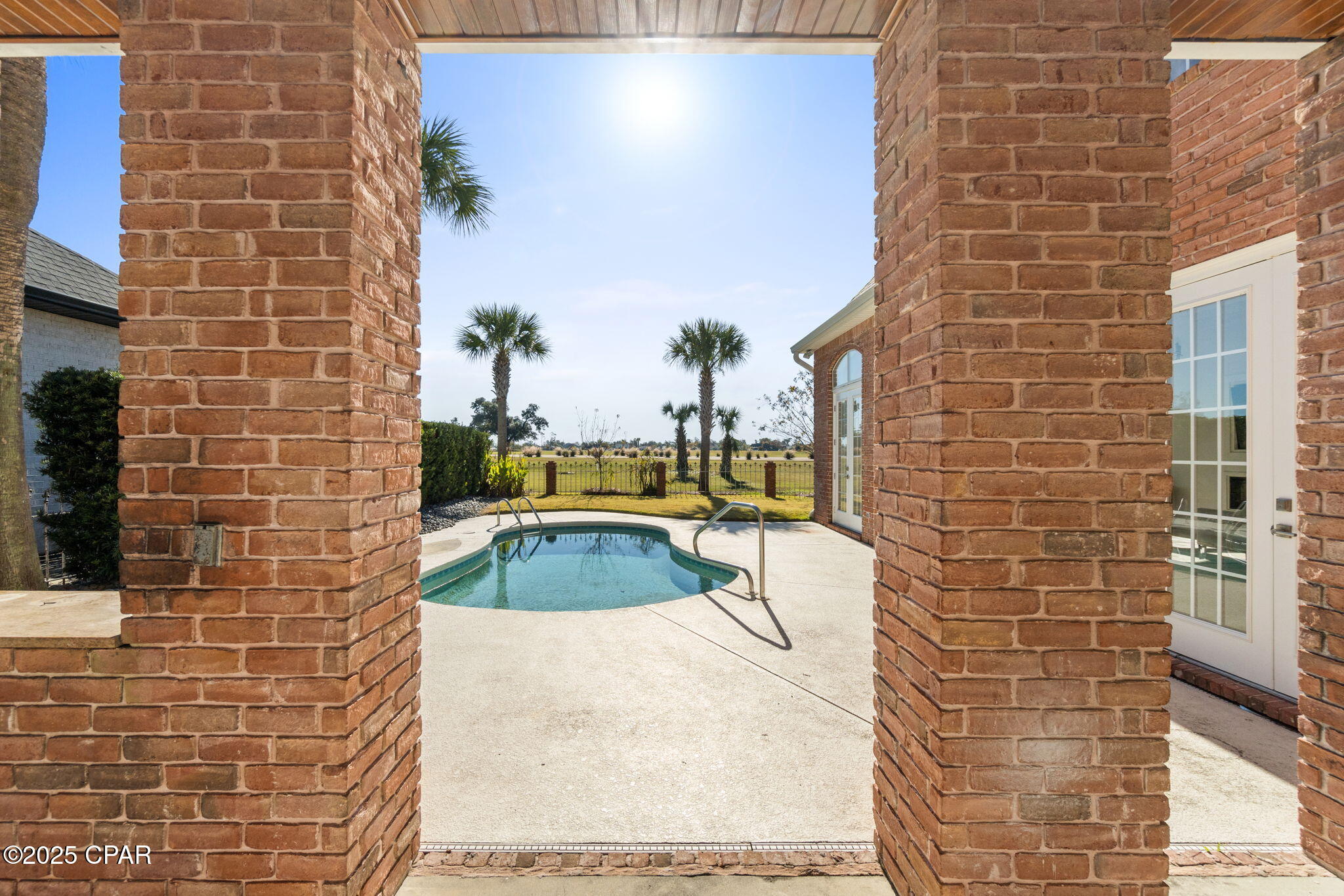 Country Club Harbour Estates - Residential