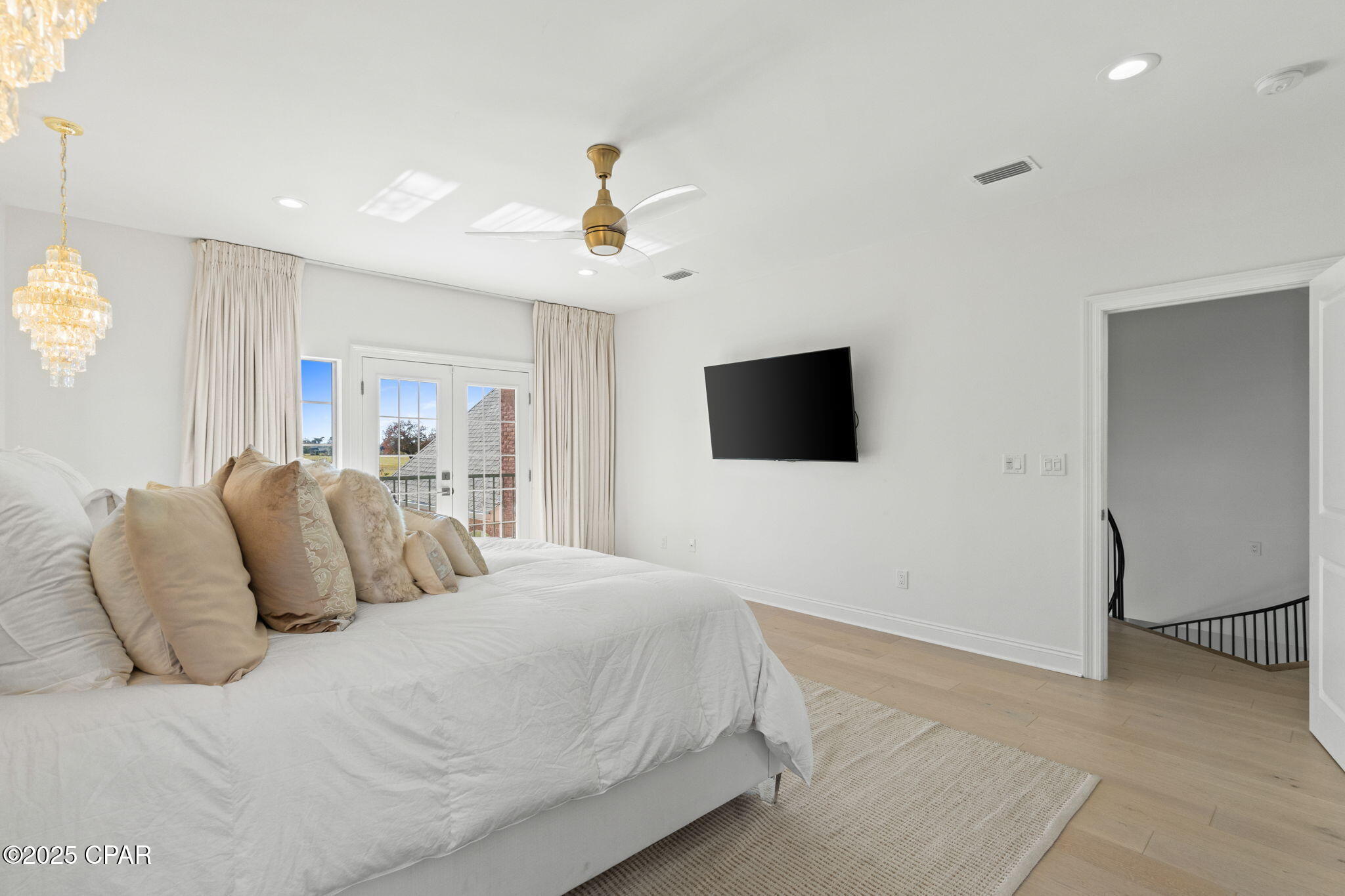 Country Club Harbour Estates - Residential