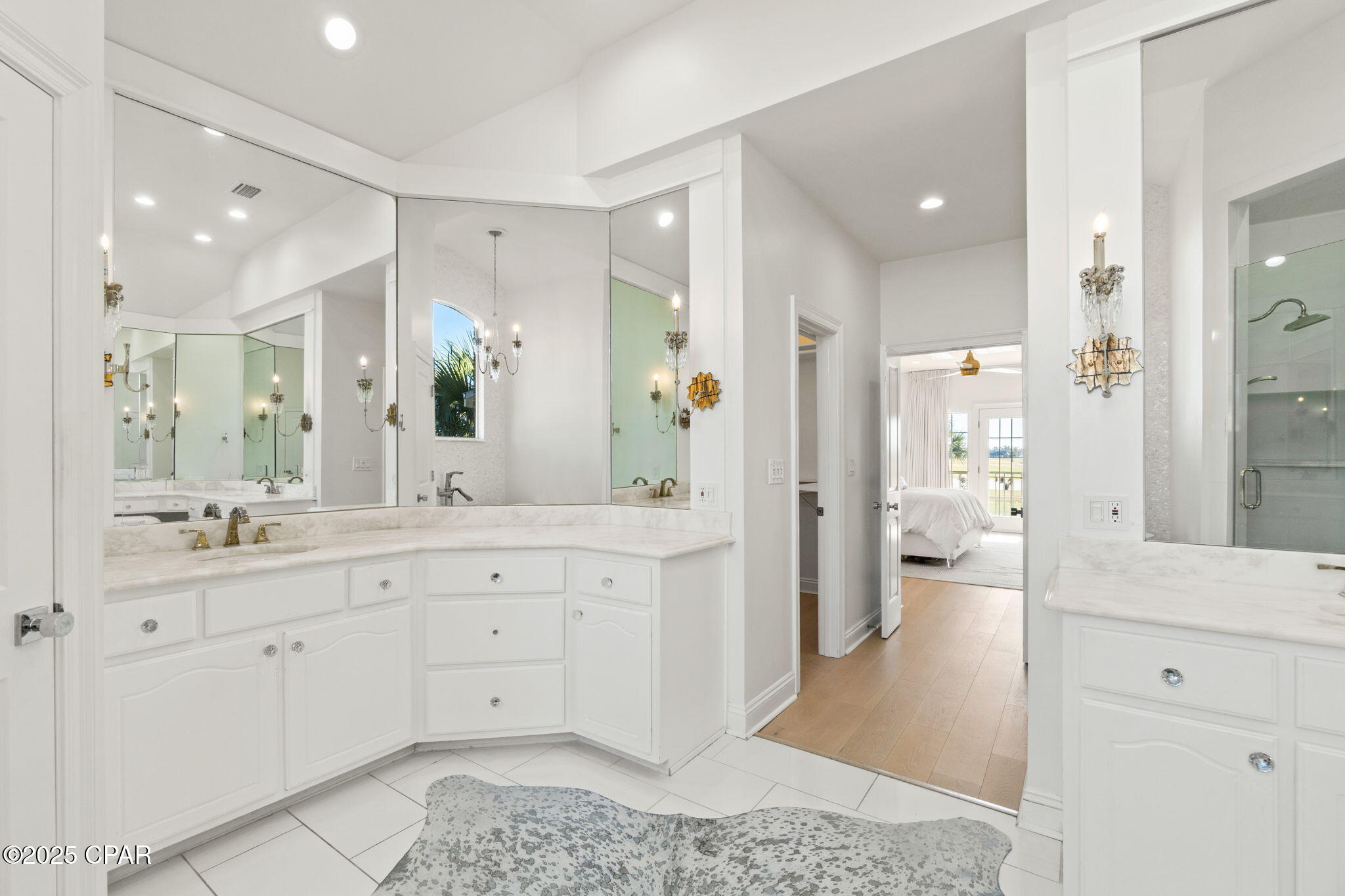 Country Club Harbour Estates - Residential