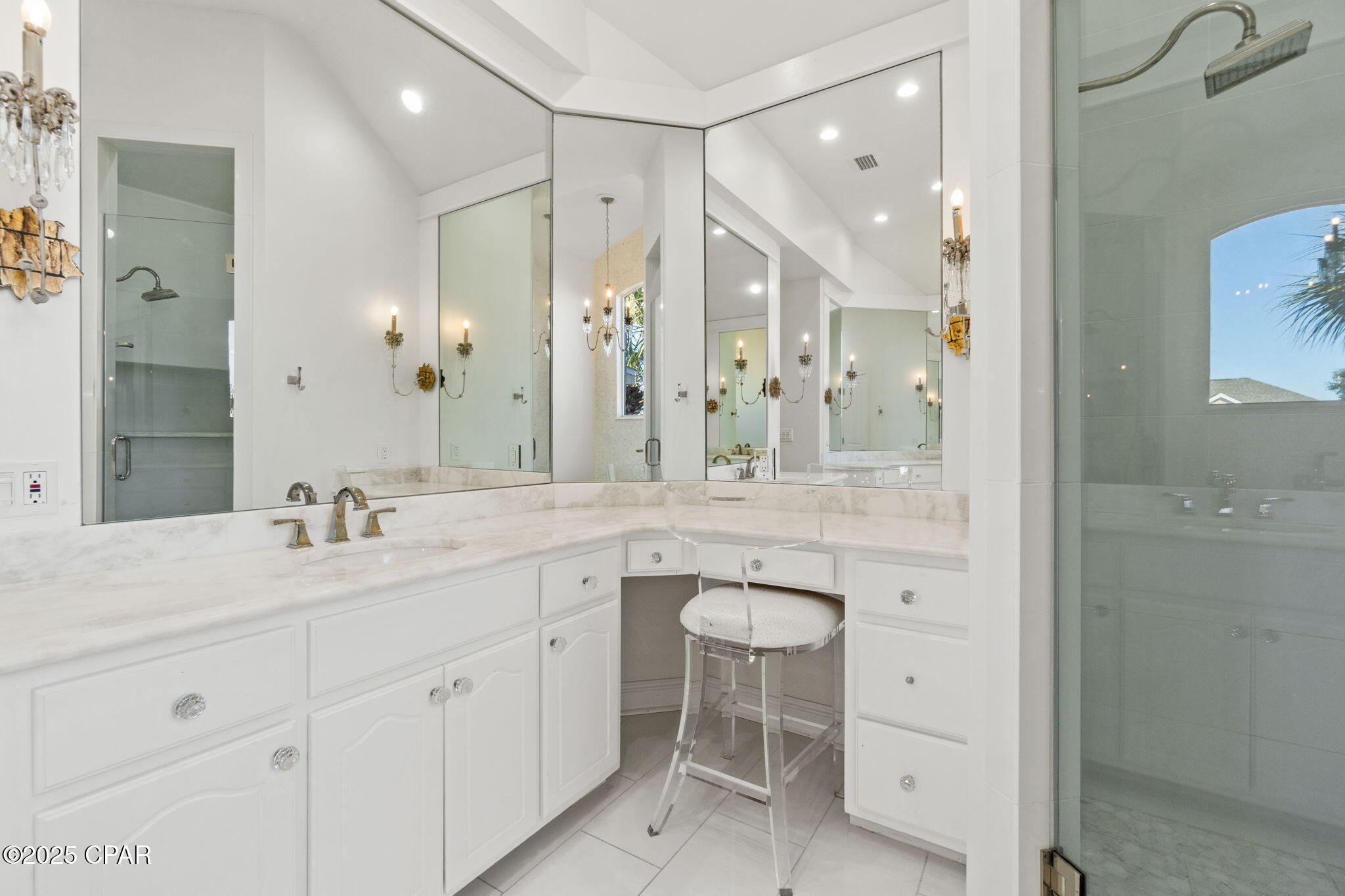 Country Club Harbour Estates - Residential