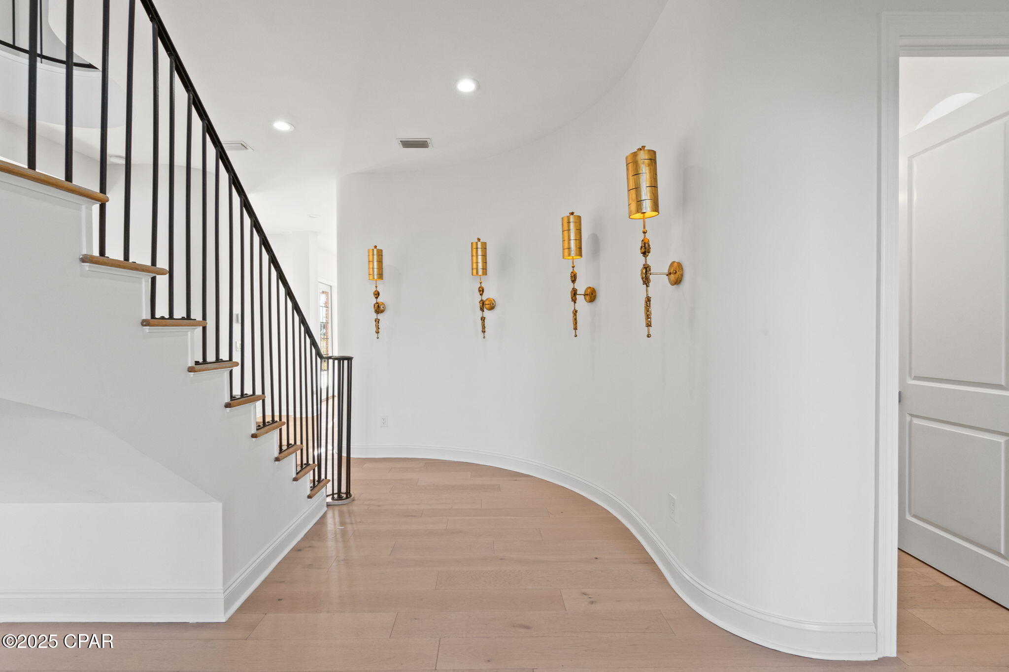 Country Club Harbour Estates - Residential