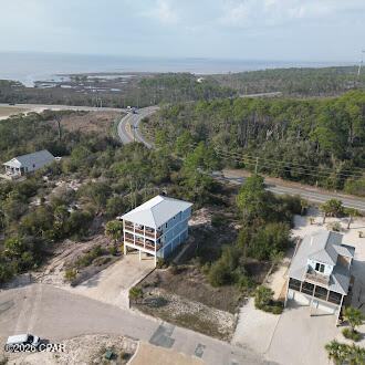 Curve At The Cape - Land