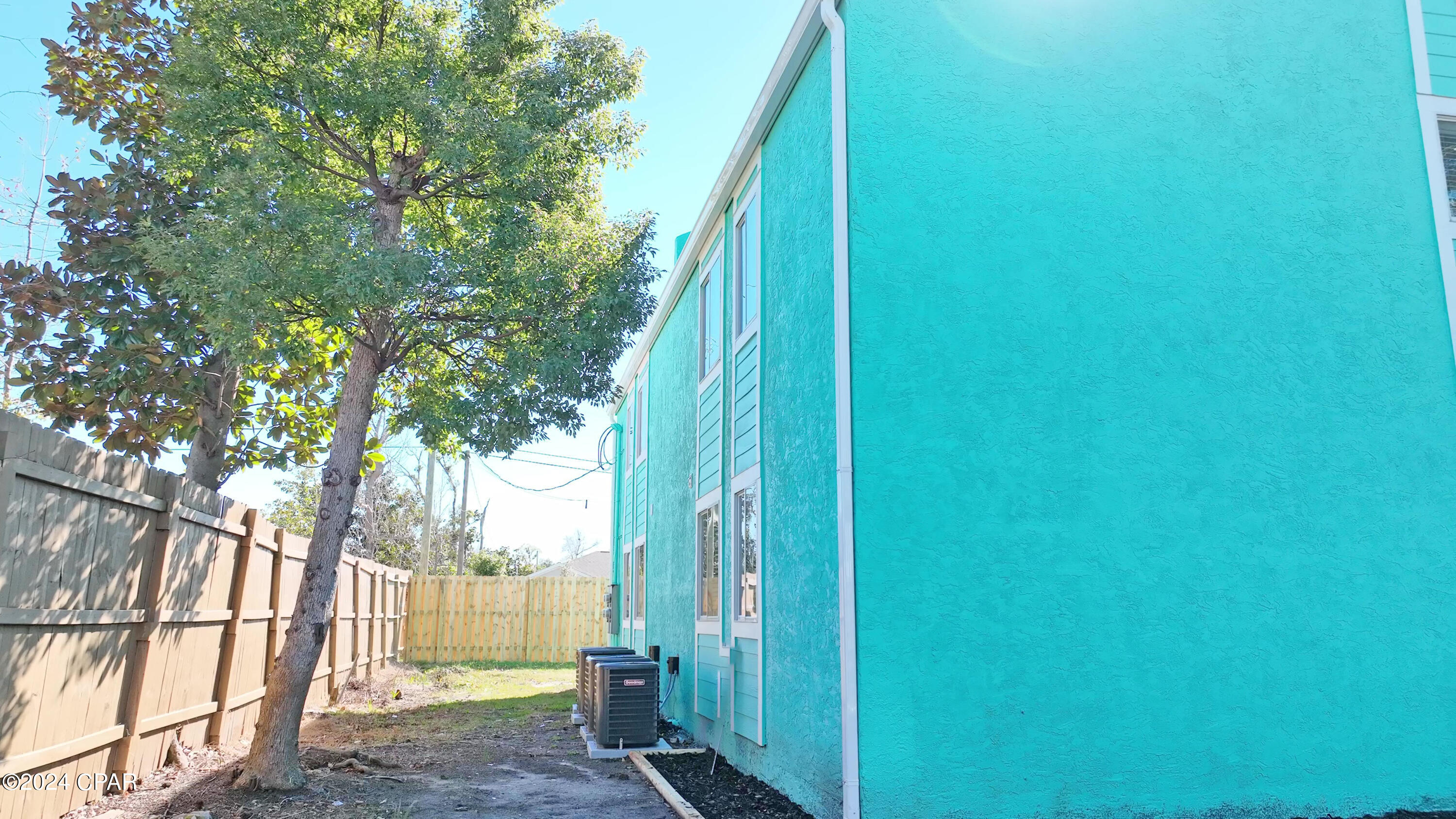 Bay Park Manor - Commercial Sale