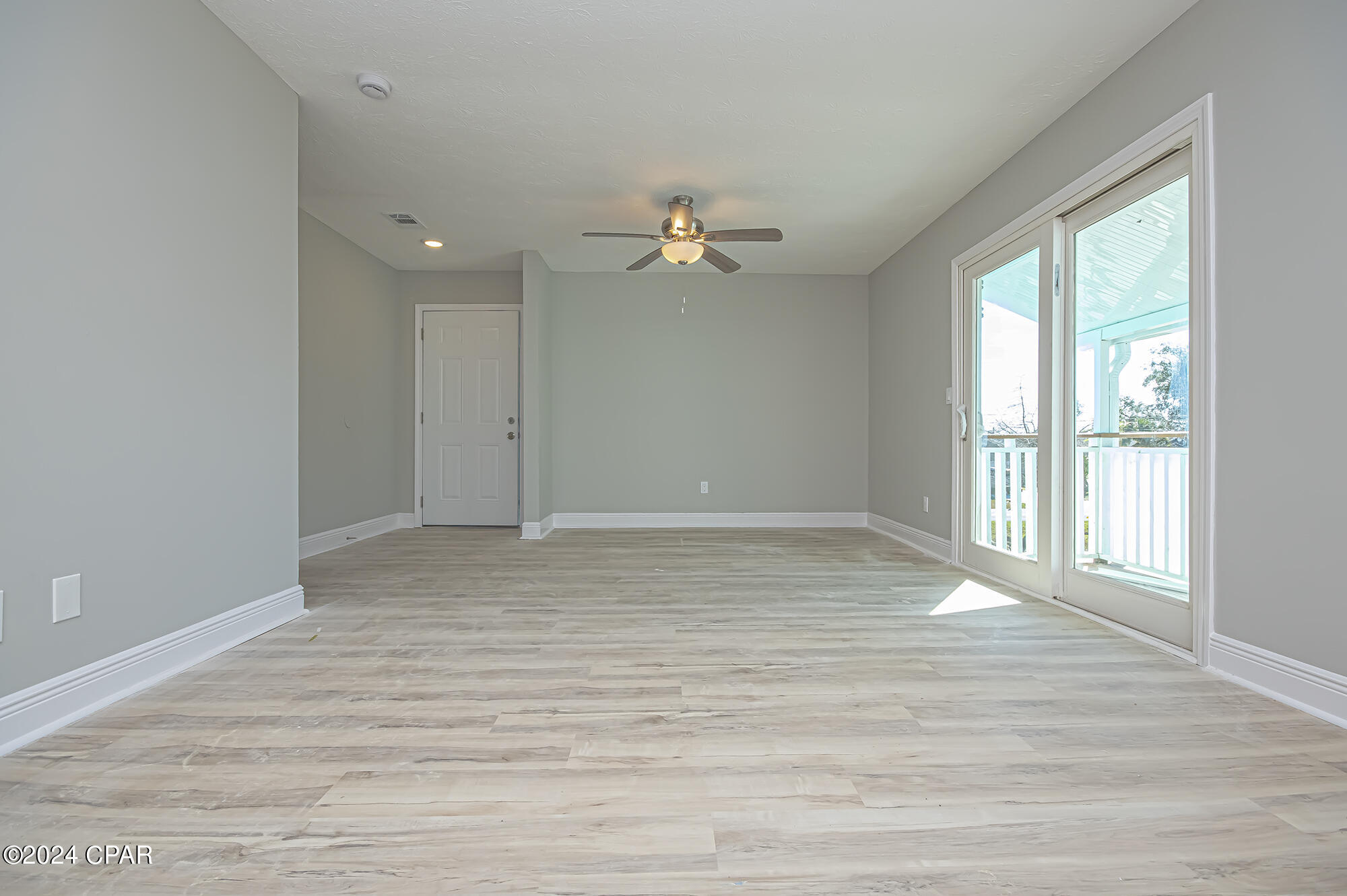 Bay Park Manor - Commercial Sale