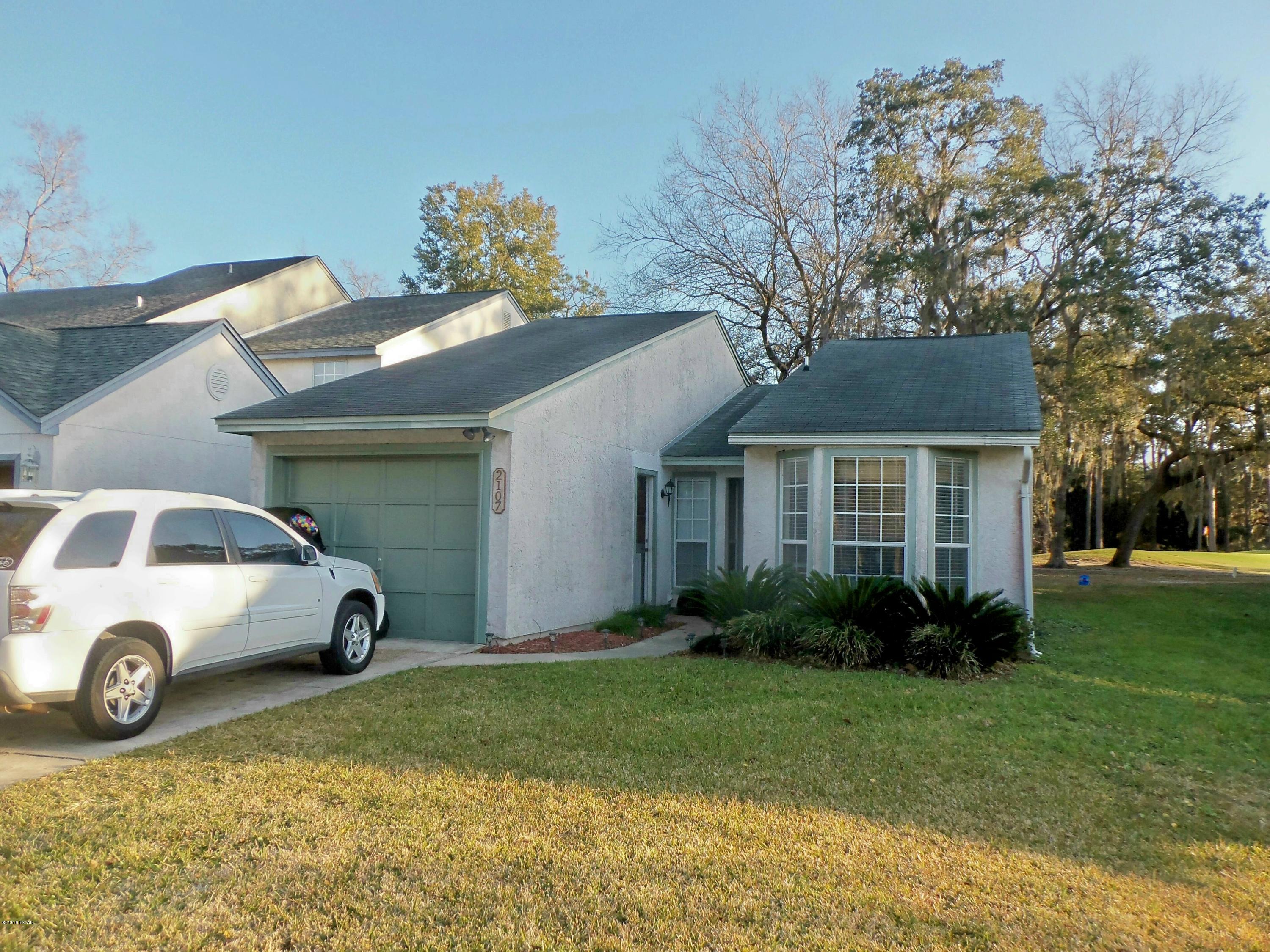 Tropical Bay - Residential Lease