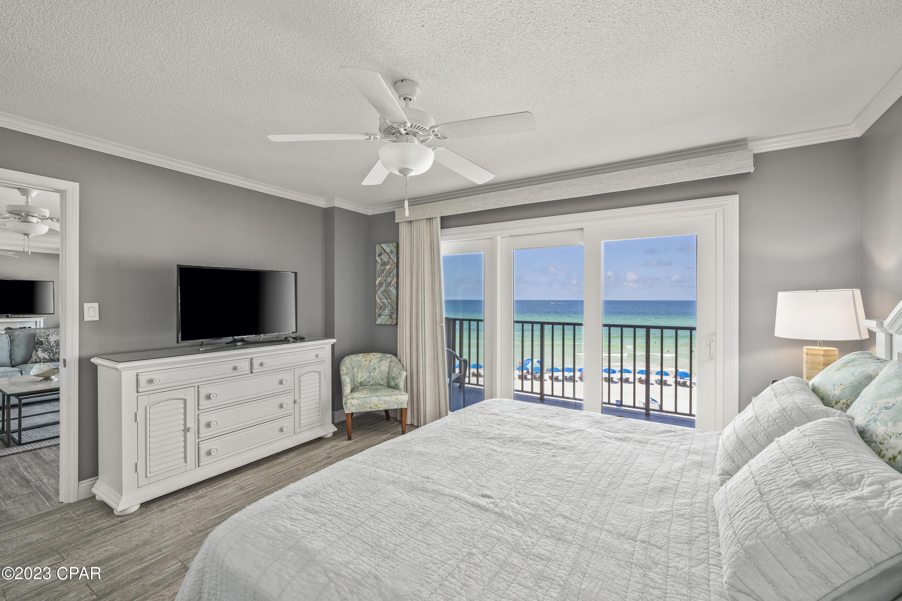 The Commodore - Residential