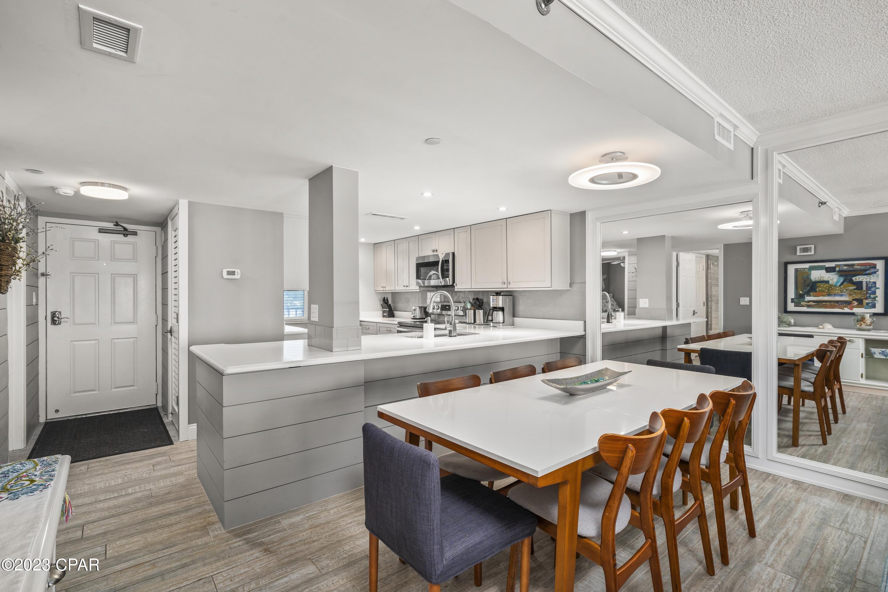 The Commodore - Residential