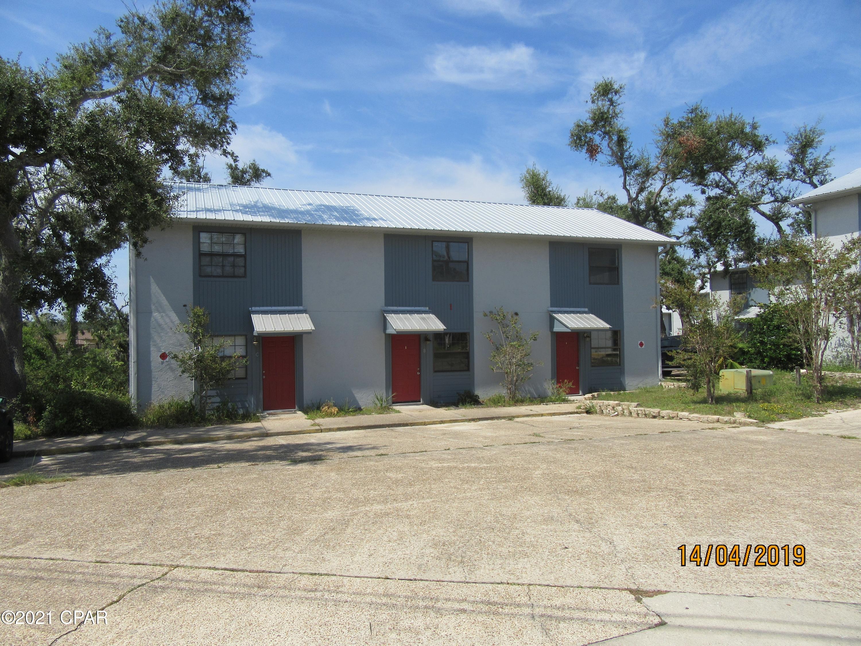 RECENTLY REMODELED 2 Bedroom 1.5 Bath Town house located in Historic St Andrews. Close to shopping and dinning and walking distance to St . Andrews bay. Washer and dryer hookups. All property sizes and ages are approximate, please measure and/or verify if important.

School assignments are subject to change, please check with Bay County for most accurate information. Deposit is the same as the rent. Pets NOT Allowed!