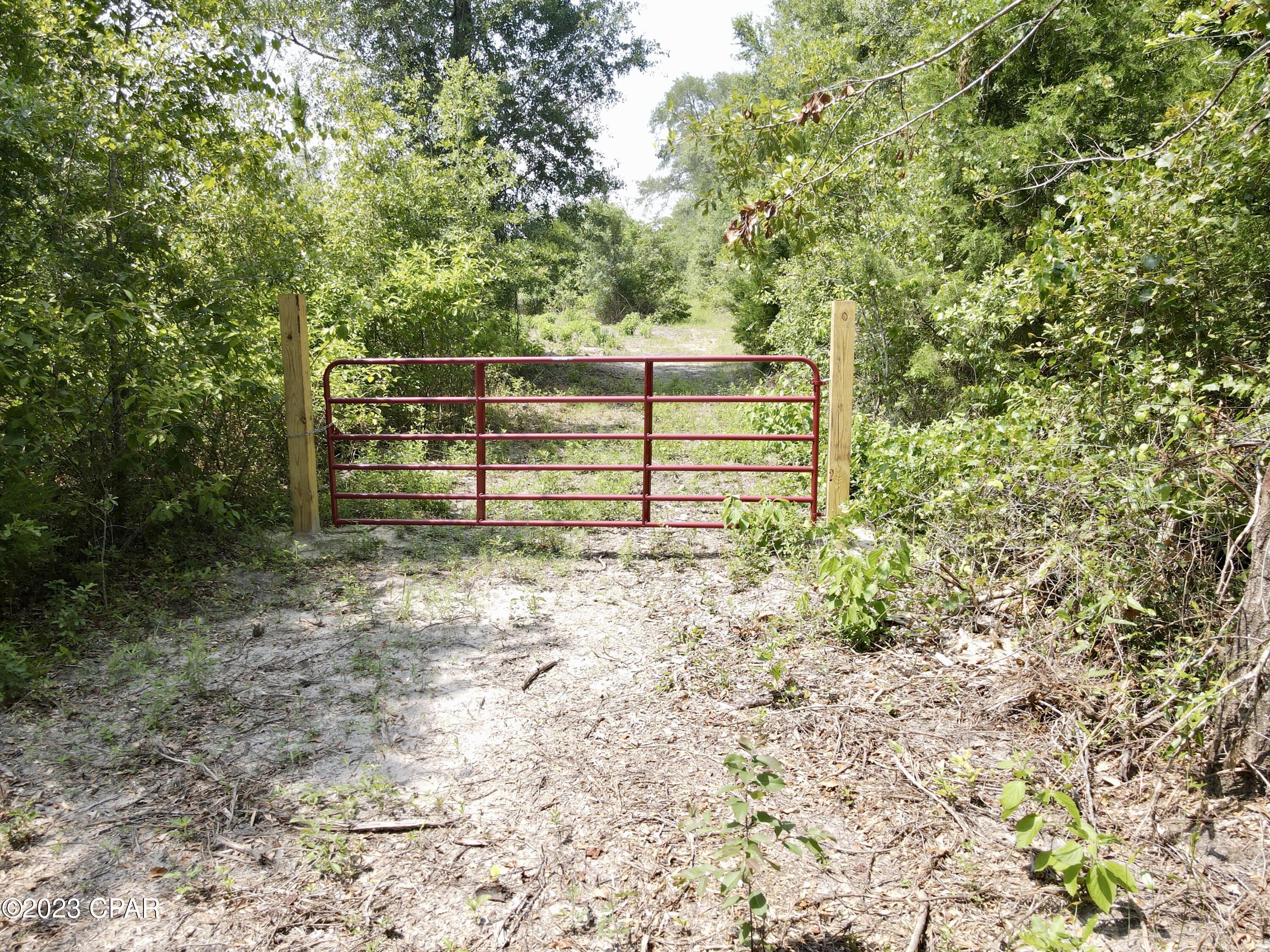 No Named Subdivision - Land