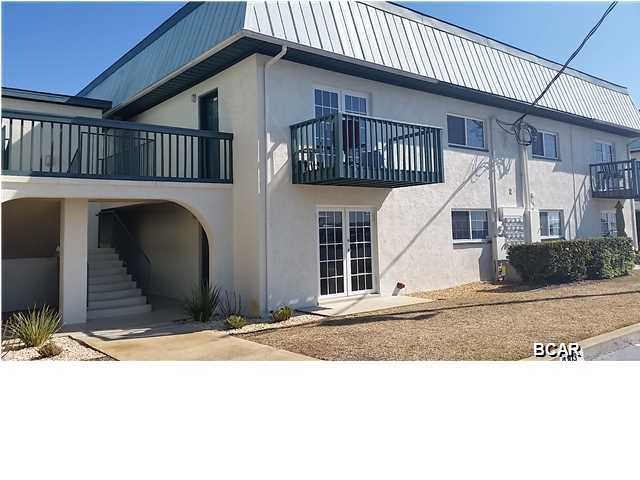 For Rent. This 1BR/1BA unit has been completely renovated and offers a great view of the Bay from the living area. The brand new kitchen features custom cabinets and stainless steel appliances. Landmark is within easy walking distance to restaurants such as the Captains Table, Uncle Ernies, Hunts Oyster Bar and the newly opened Shrimp Boat. Come see this neat complex that sits alongside St. Andrews Bay and features 2 pools, a private beach, and 7 beautifully landscaped acres. Whether it is July or December, this complex is quiet and offers the best of Bay living with easy access to the Gulf of Mexico. Basic cable, water/sewer, garbage included in rent. No pets.