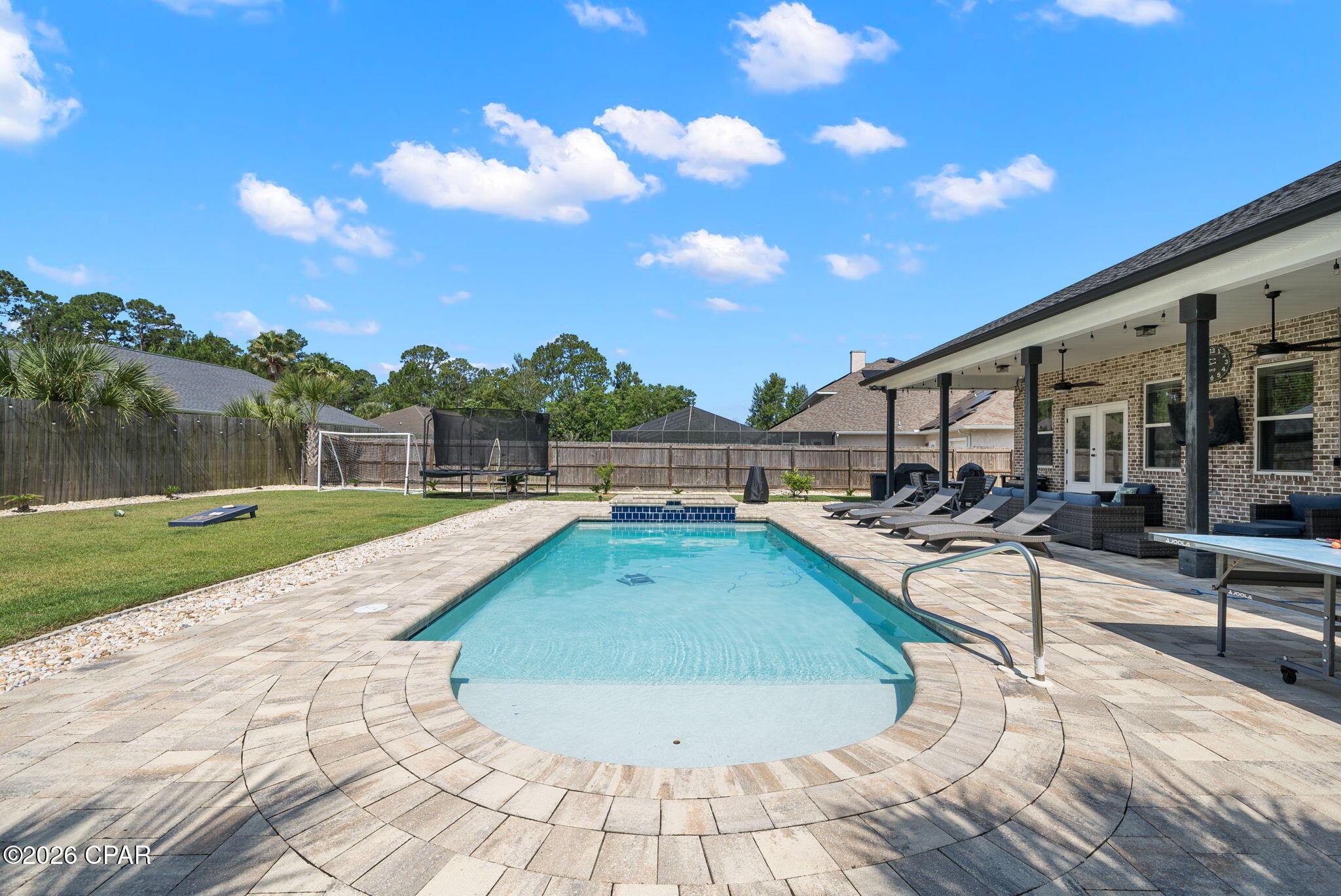 Colony Club - Residential
