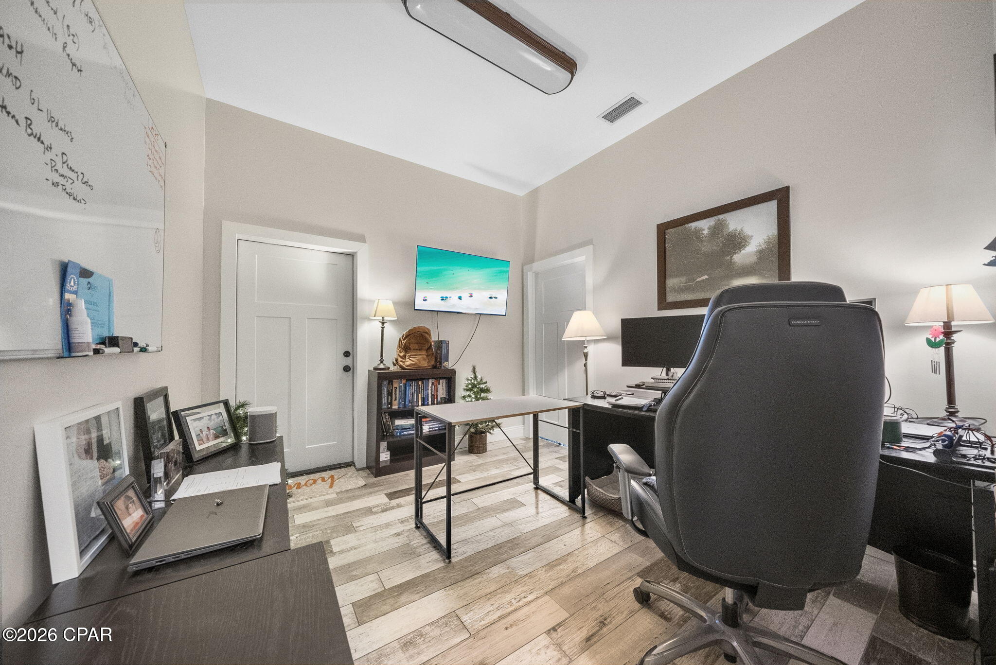 Colony Club - Residential
