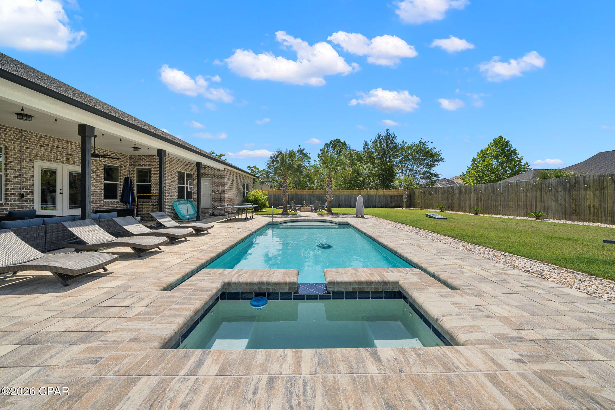 Colony Club - Residential