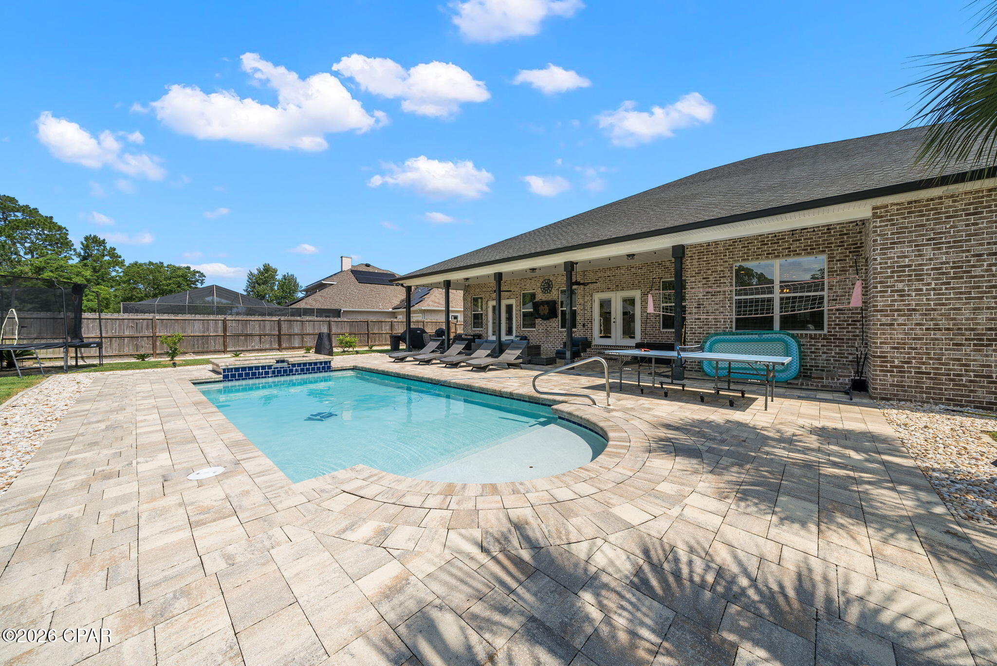 Colony Club - Residential