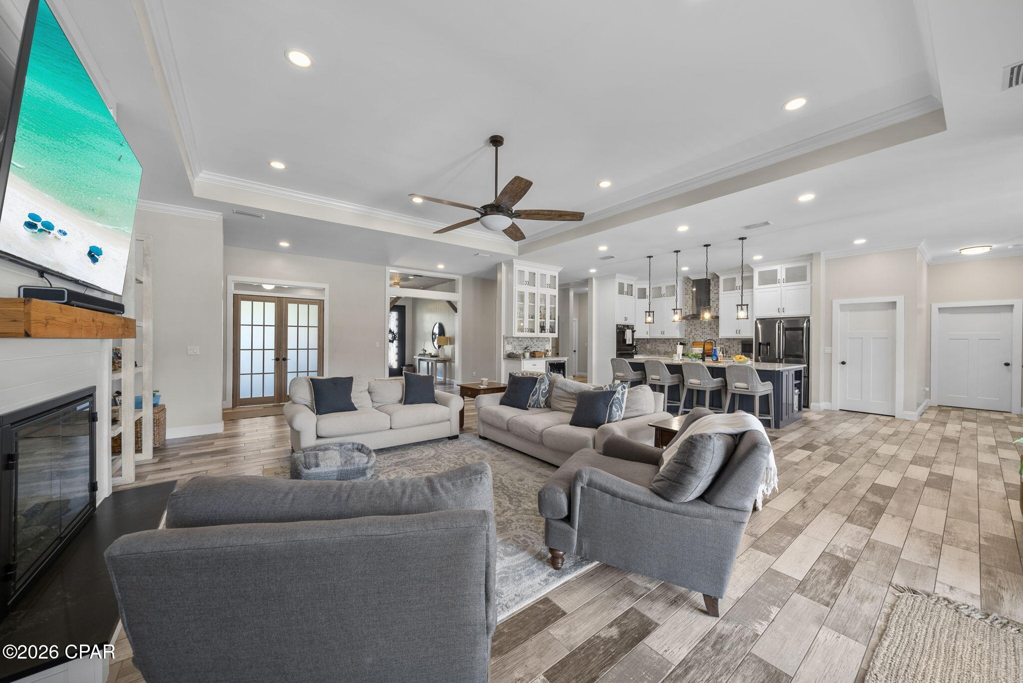 Colony Club - Residential