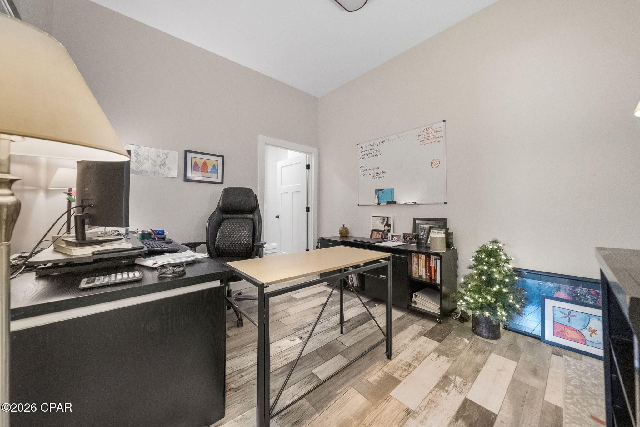 Colony Club - Residential