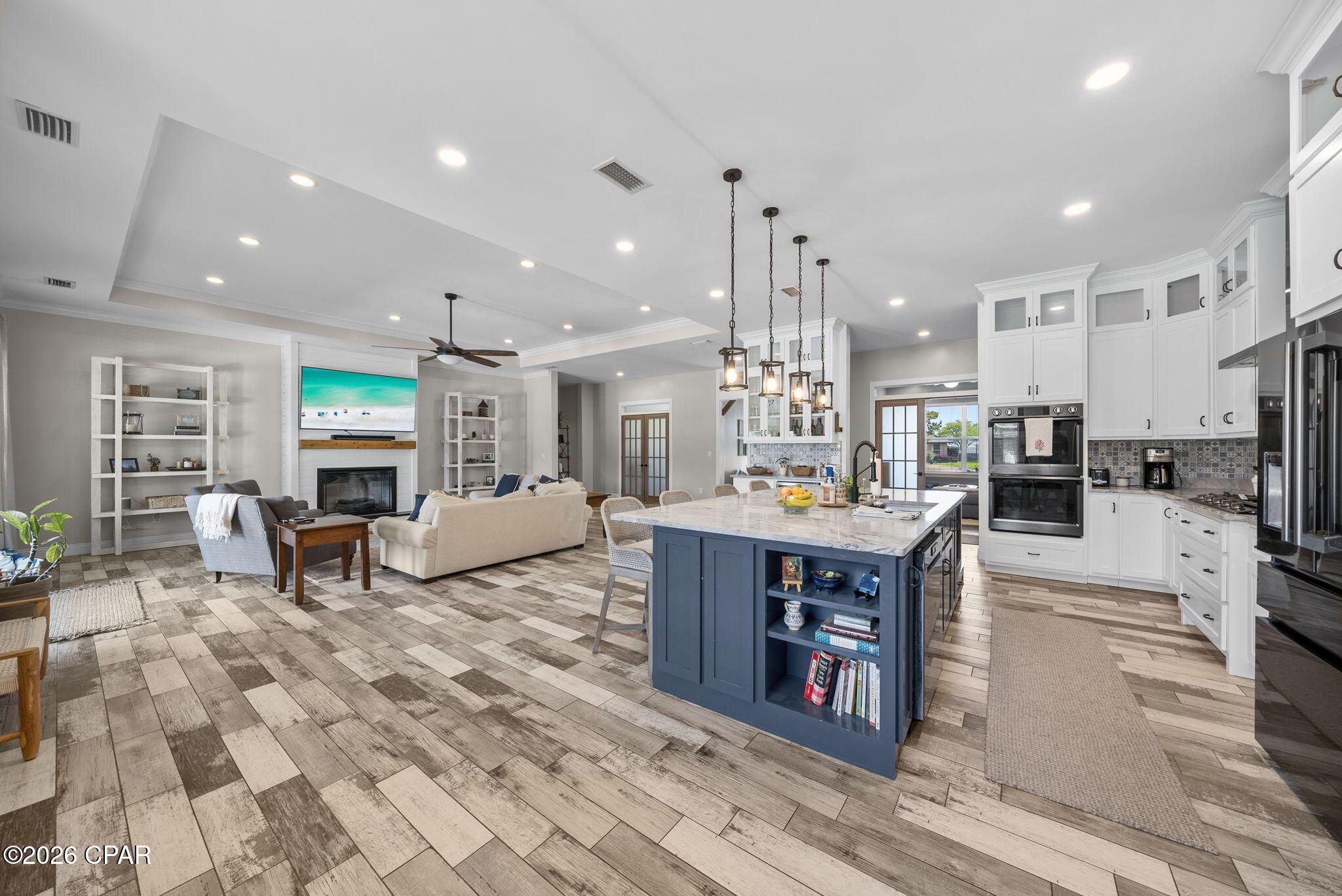 Colony Club - Residential