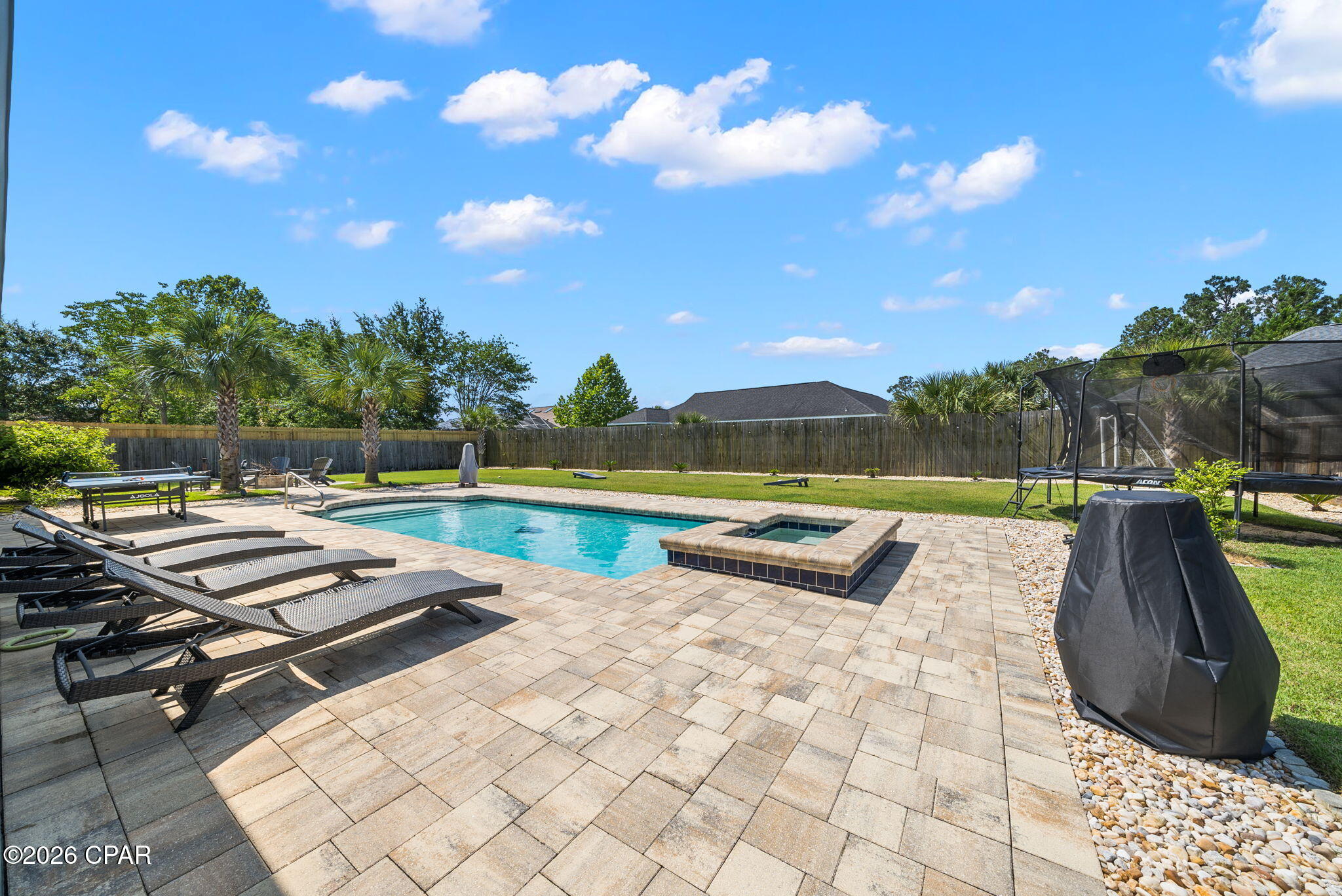 Colony Club - Residential