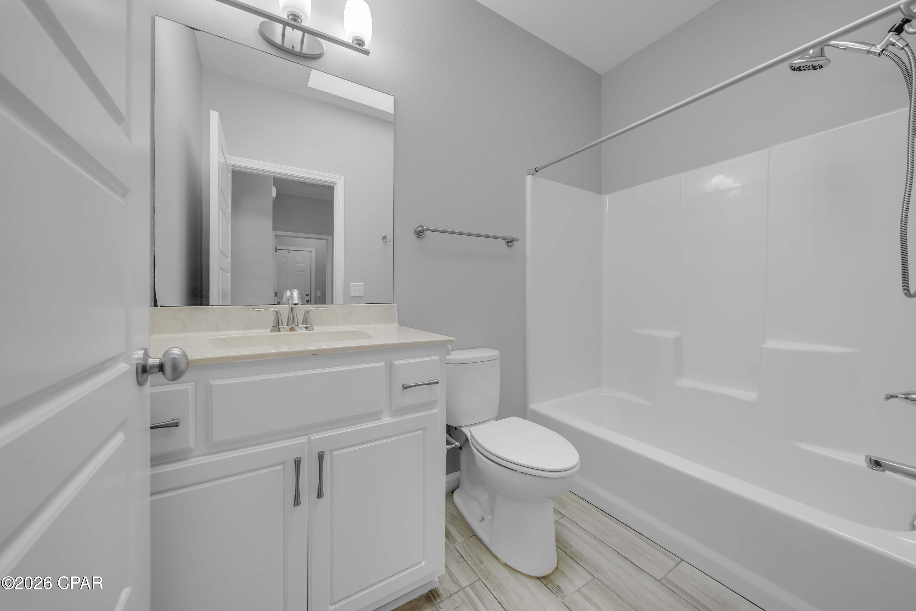 [No Recorded Subdiv] - Residential Lease