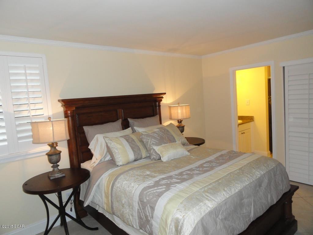 Bay Point Harbour Villas - Residential