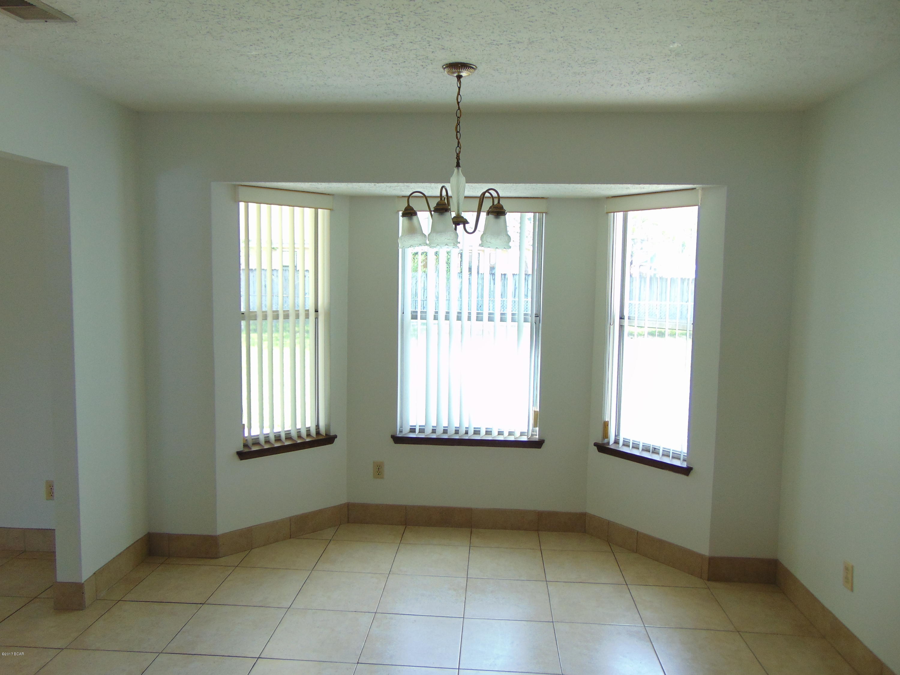 Pine Forest Est Ph 4 - Residential Lease
