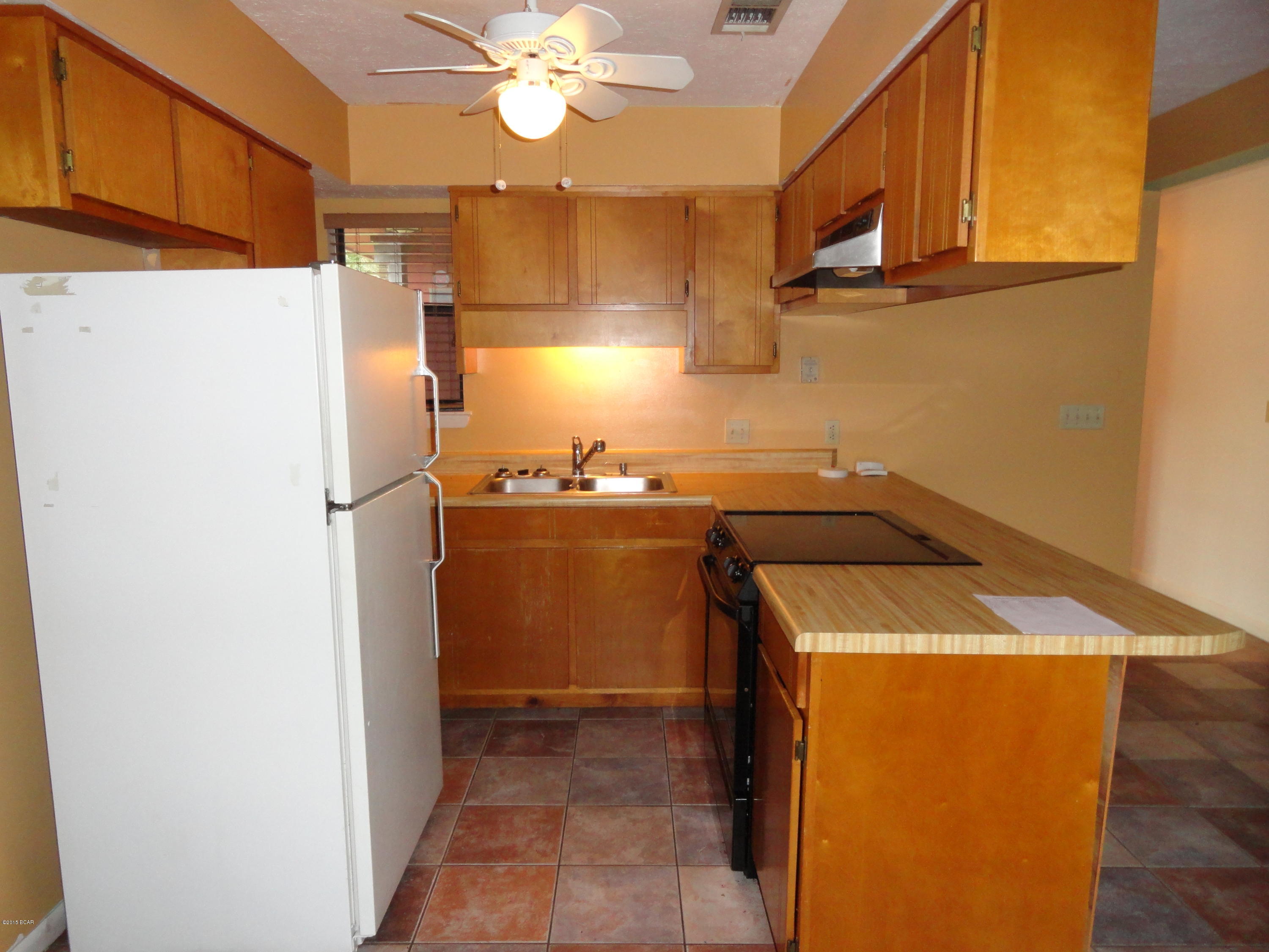 Towne & Country Lake Estates - Residential