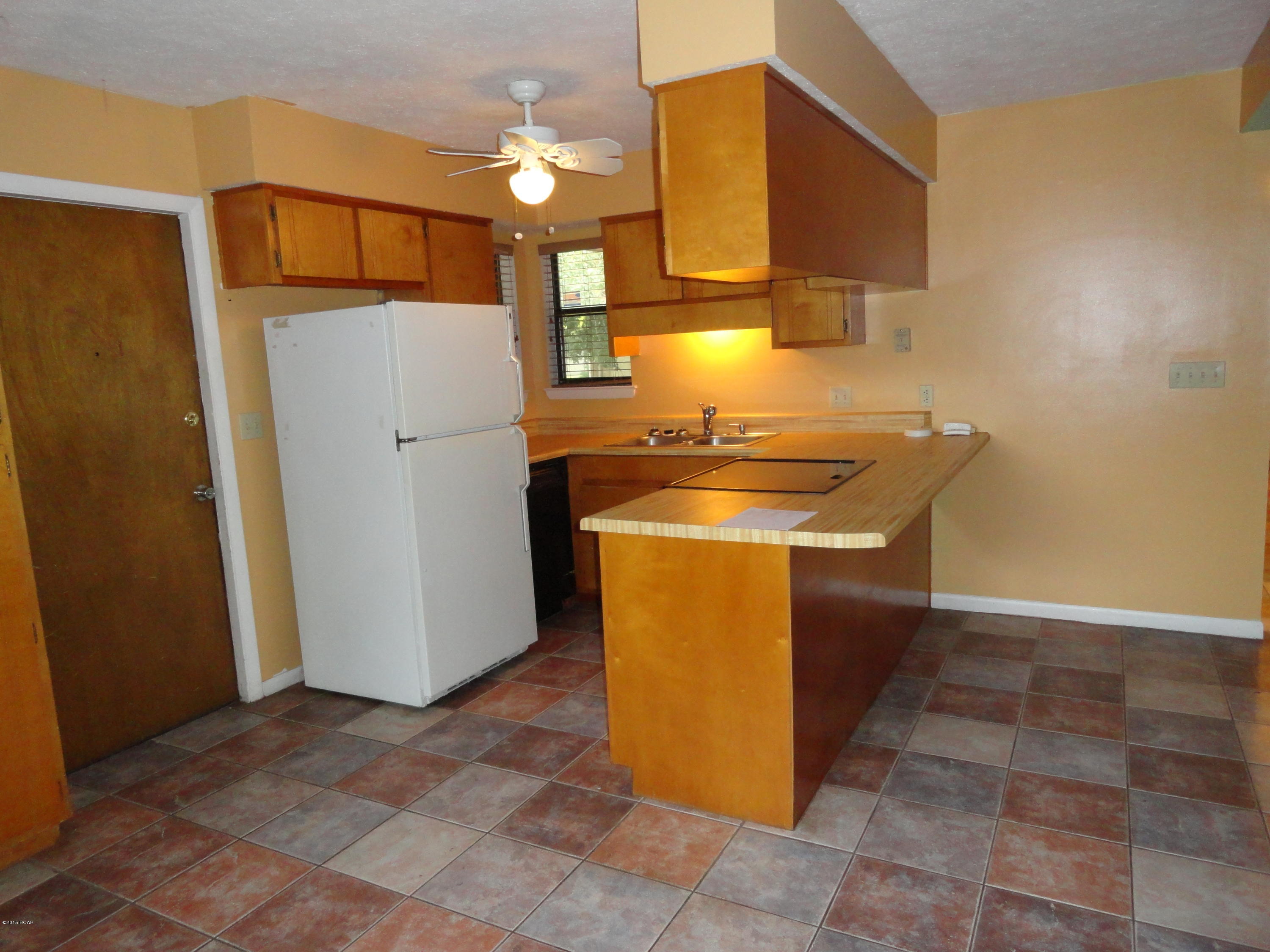 Towne & Country Lake Estates - Residential