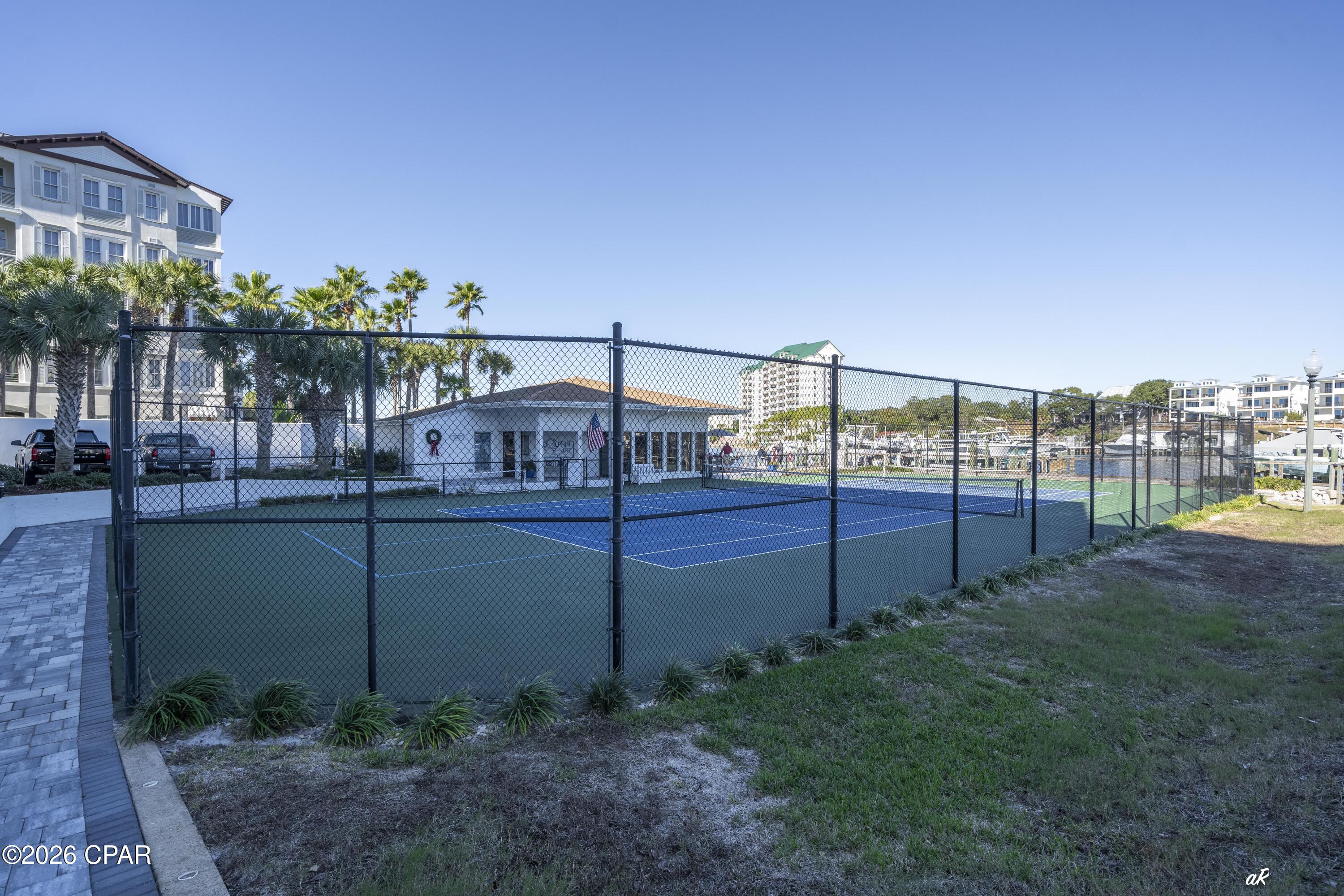 Dolphin Point - Residential