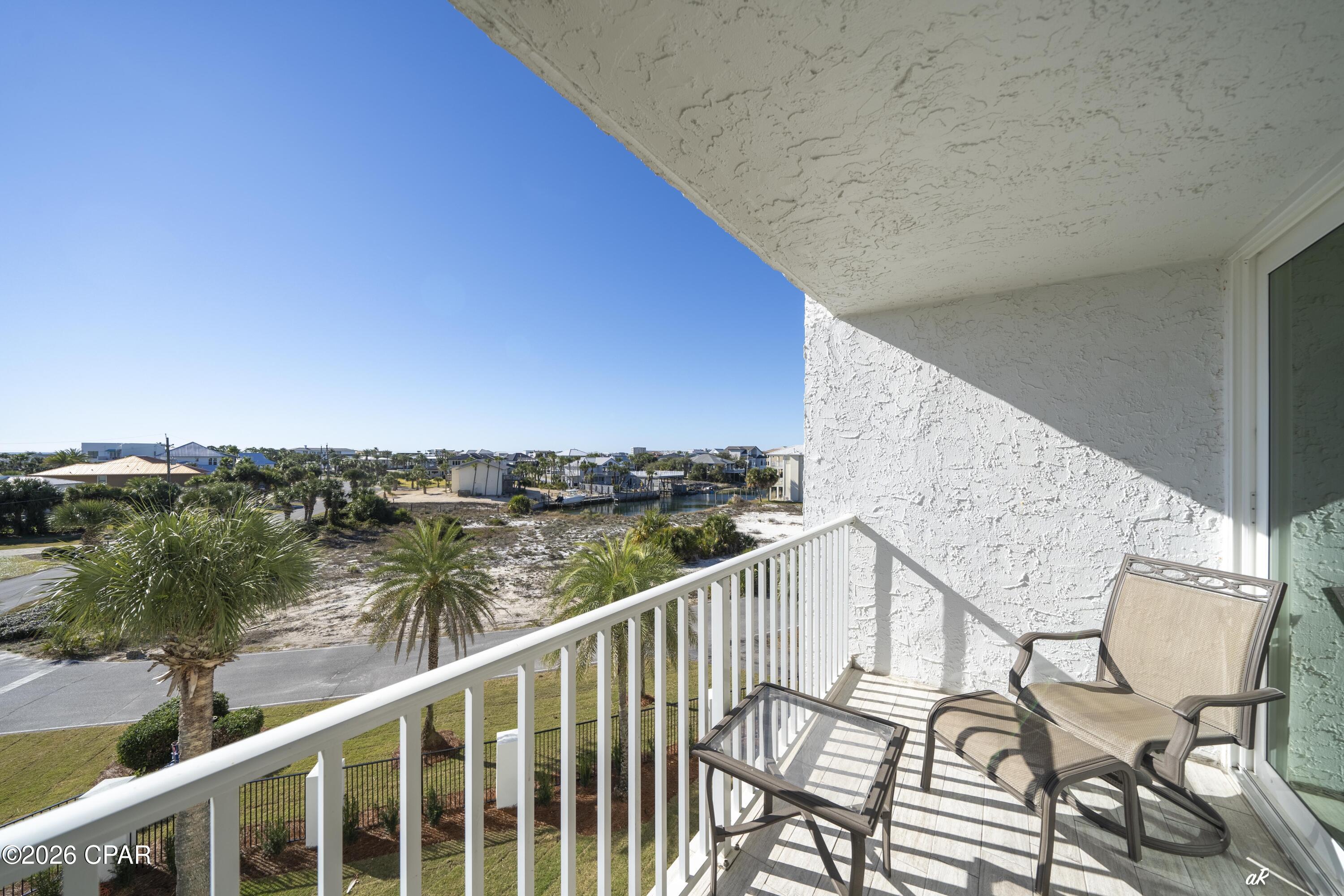 Dolphin Point - Residential