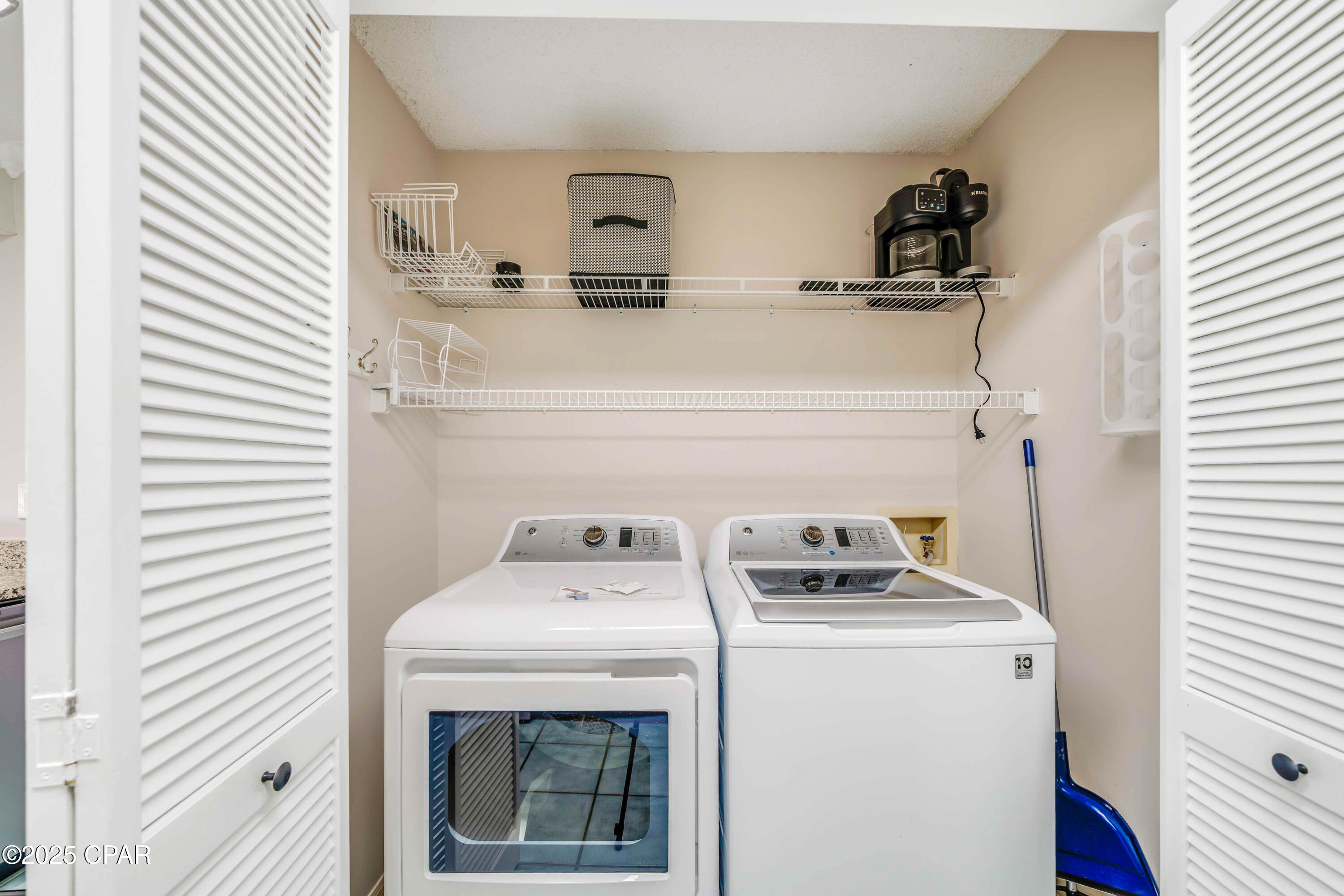 Edgewater Golf Villas 5 B - Residential
