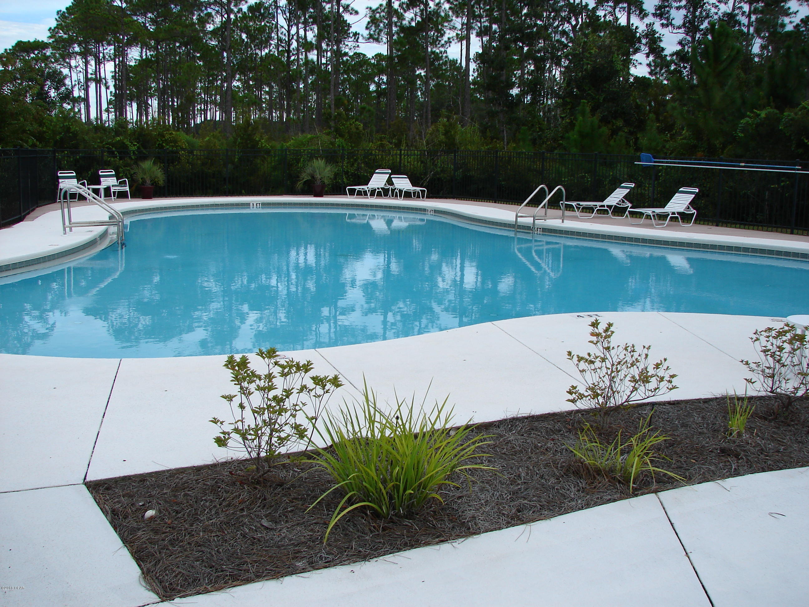 Laird Bayou - Land