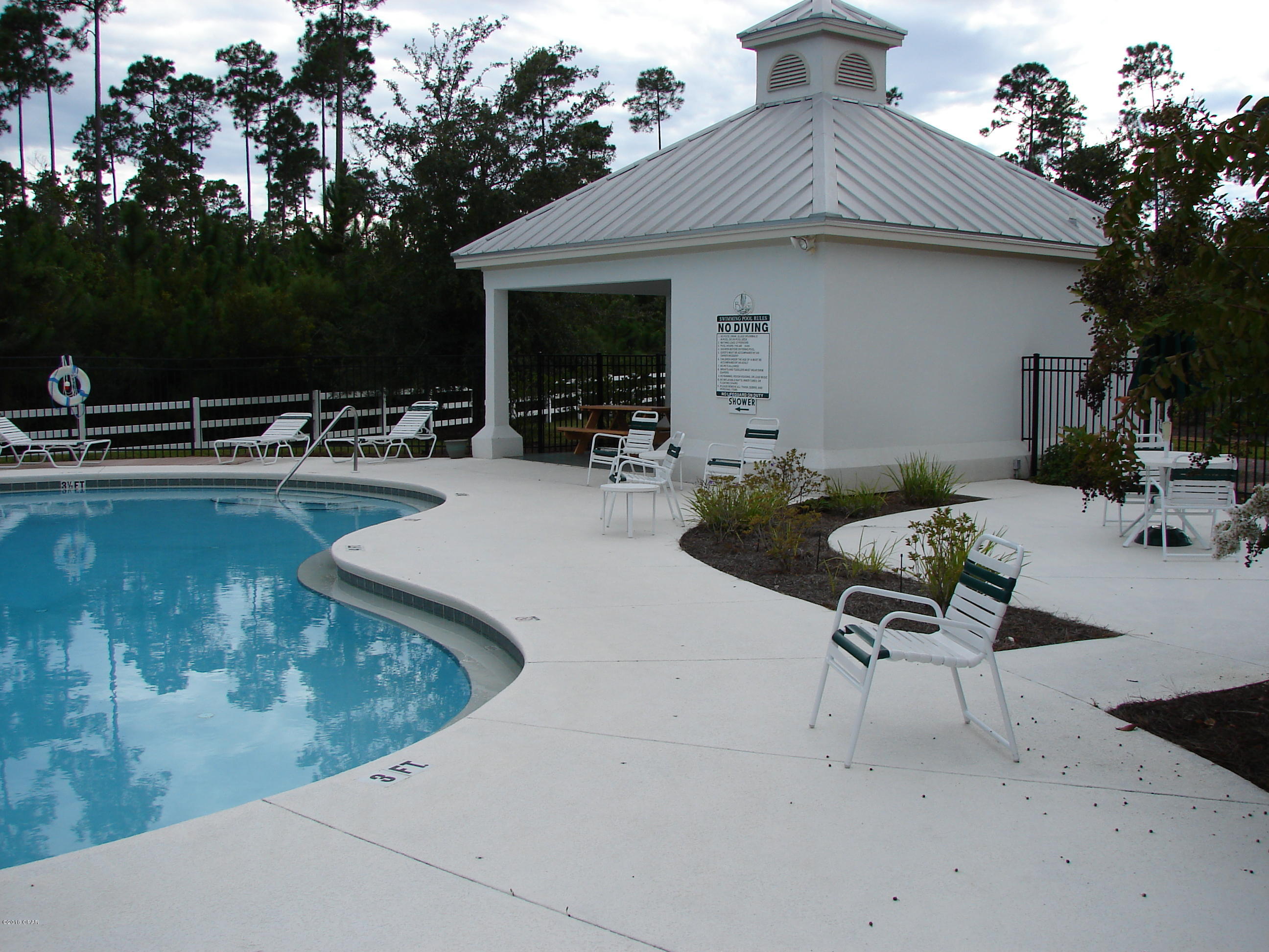 Laird Bayou - Land