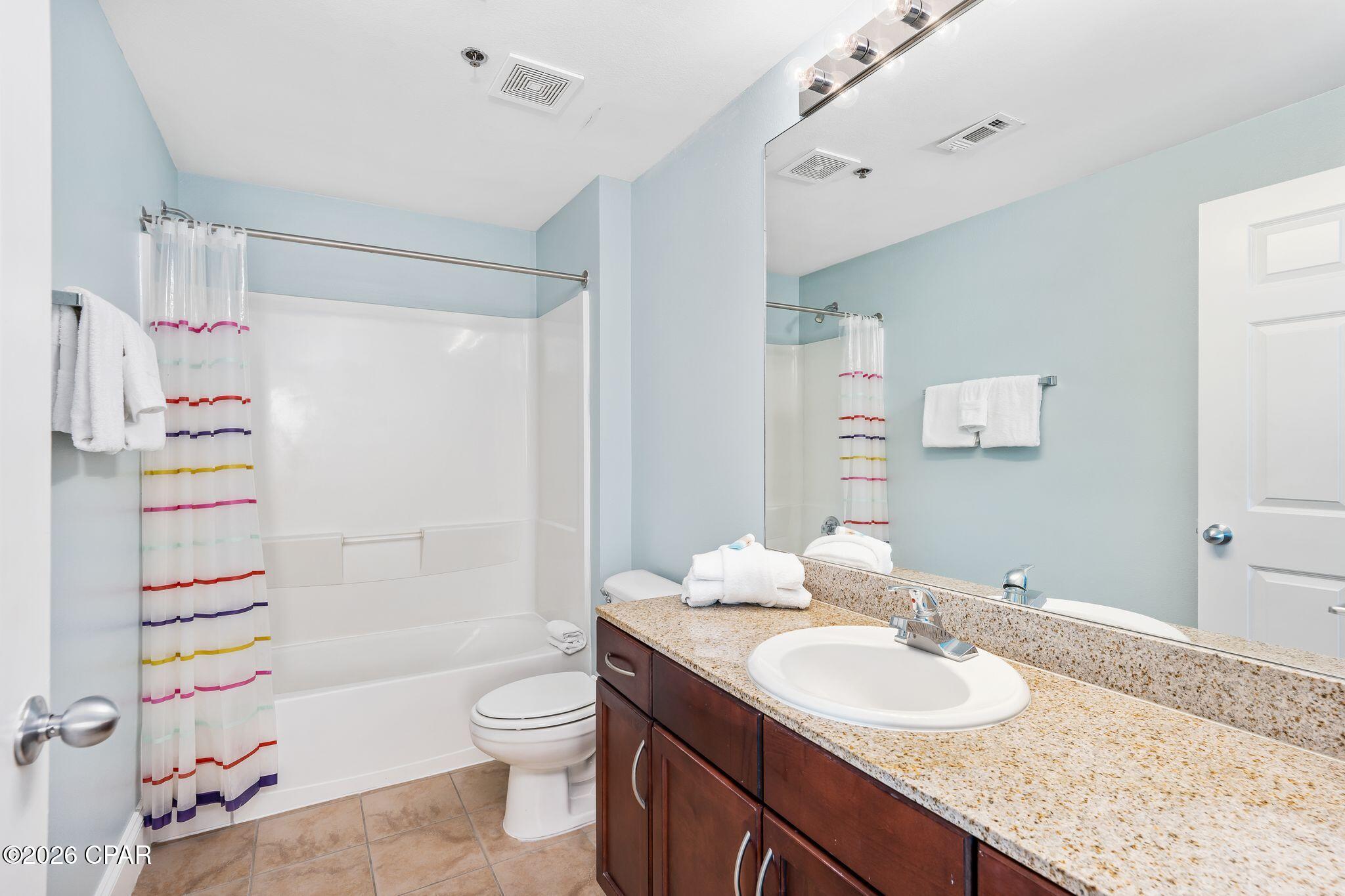 Laketown Wharf - Residential