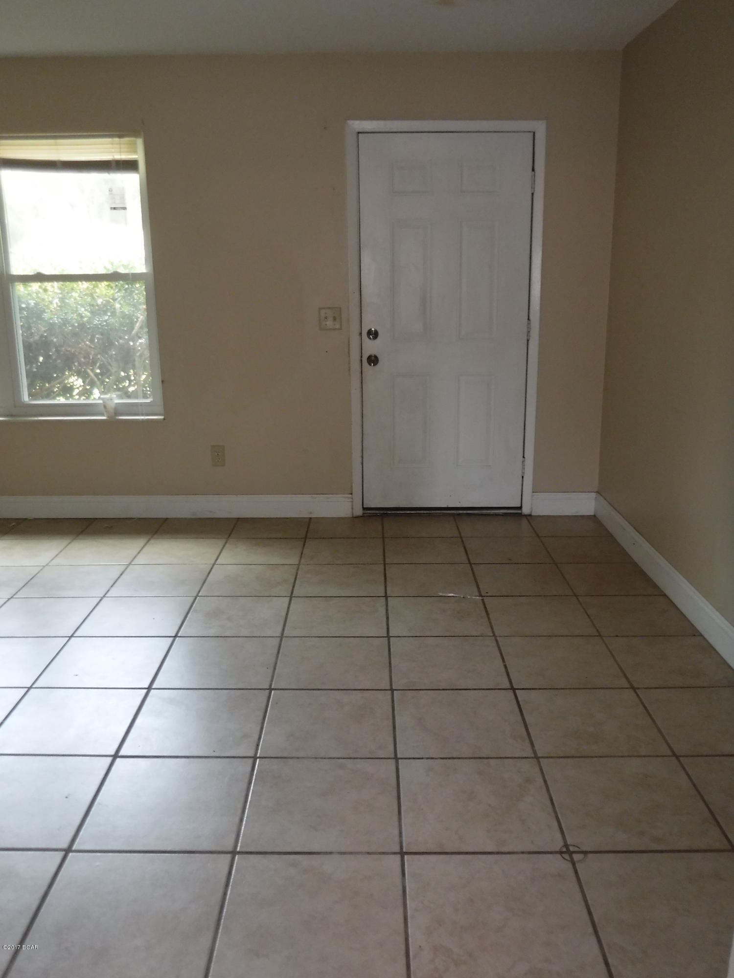 Lake Drive Heights - Residential Lease