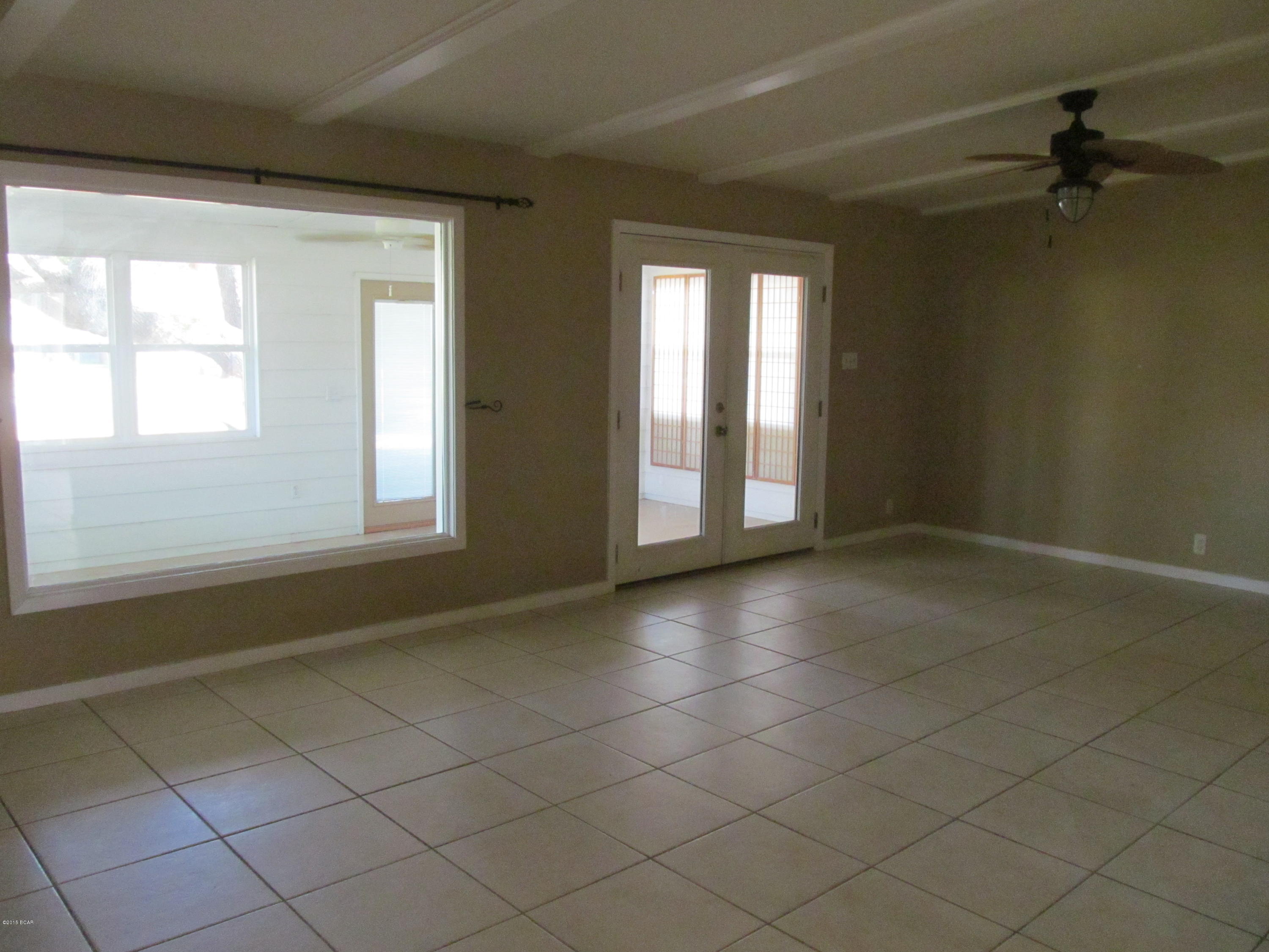 Woodlawn Unit 1 - Residential Lease