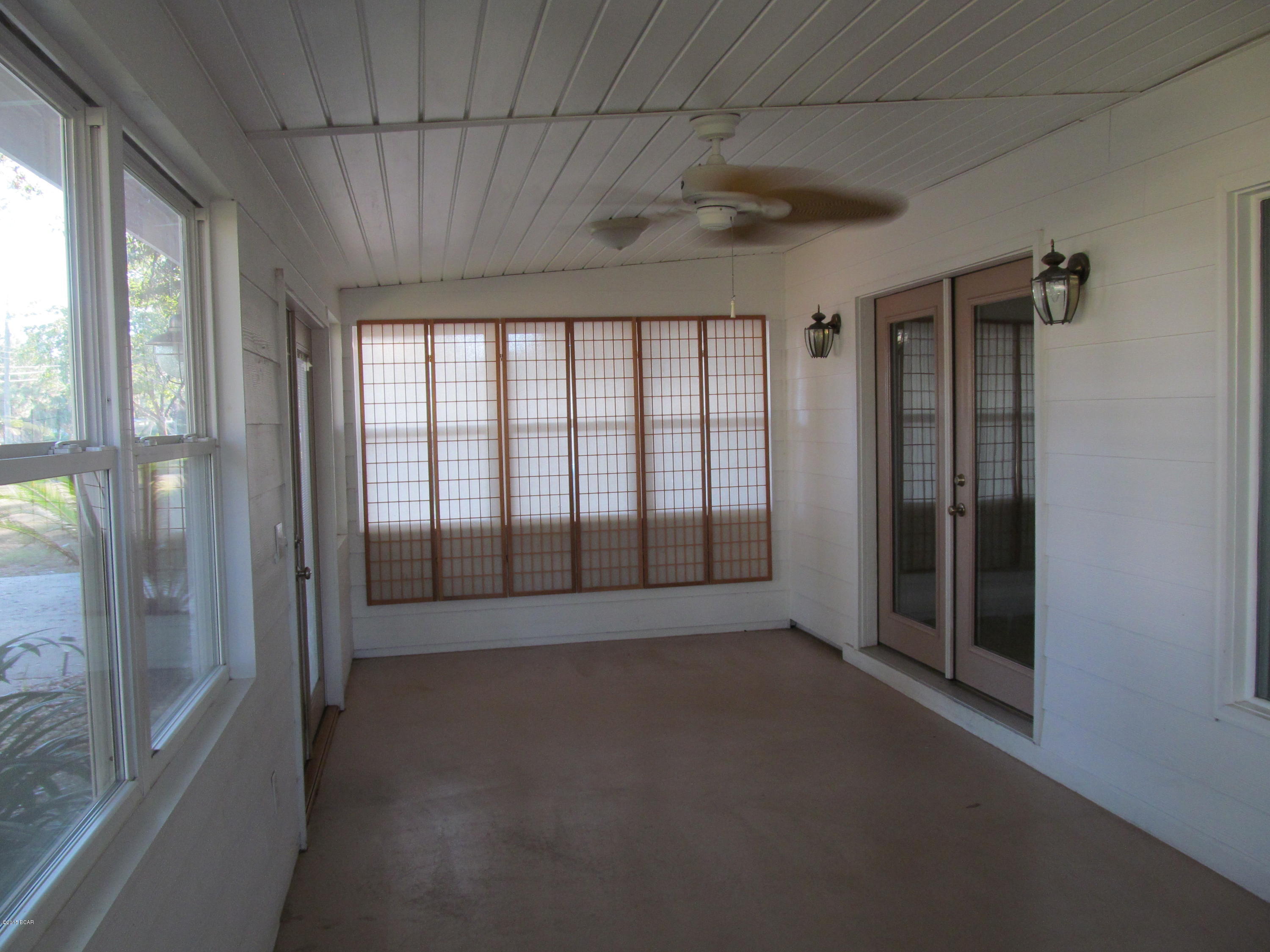Woodlawn Unit 1 - Residential Lease