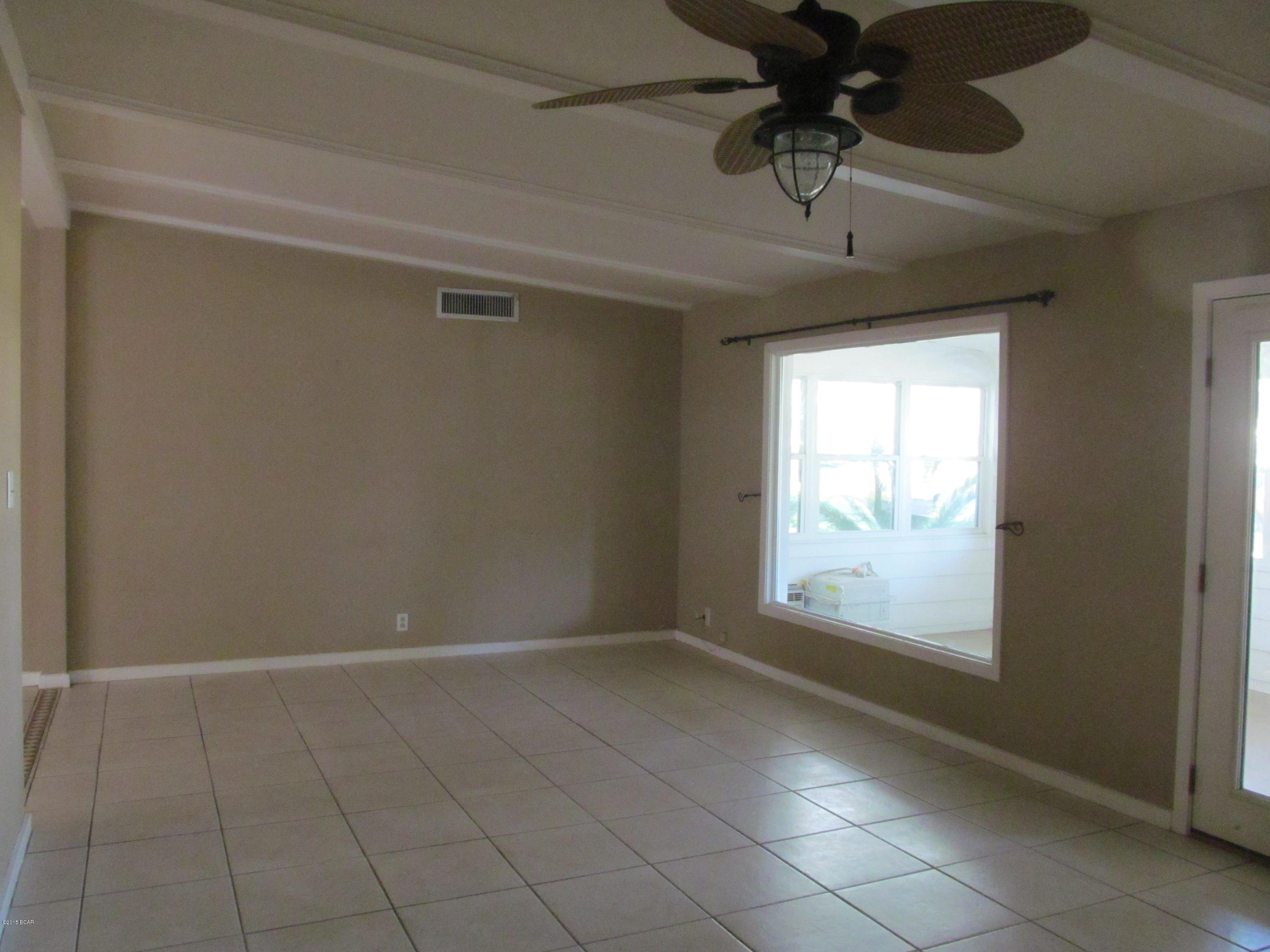 Woodlawn Unit 1 - Residential Lease