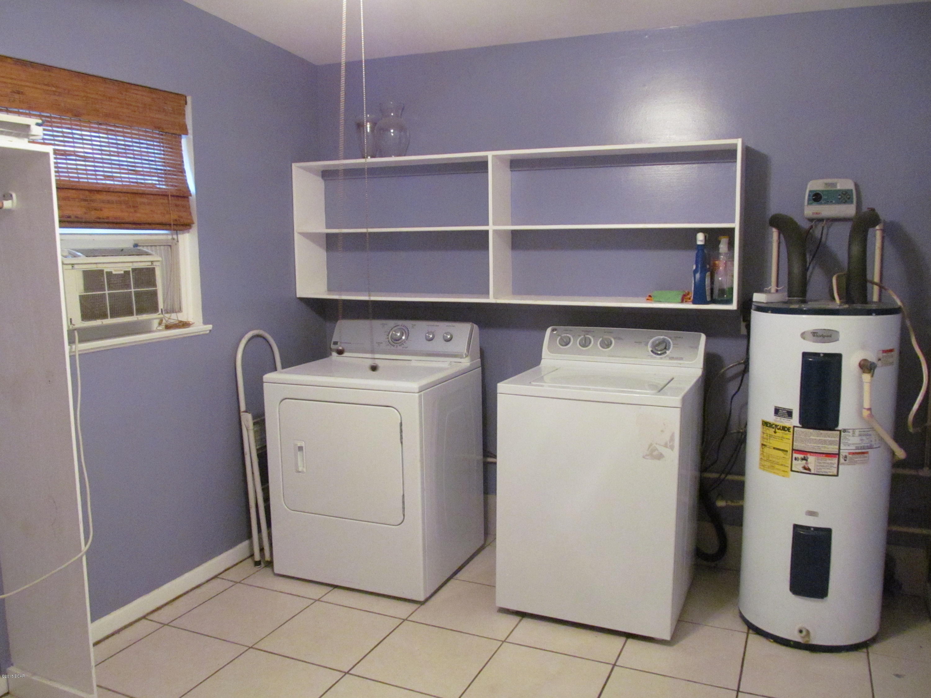 Woodlawn Unit 1 - Residential Lease