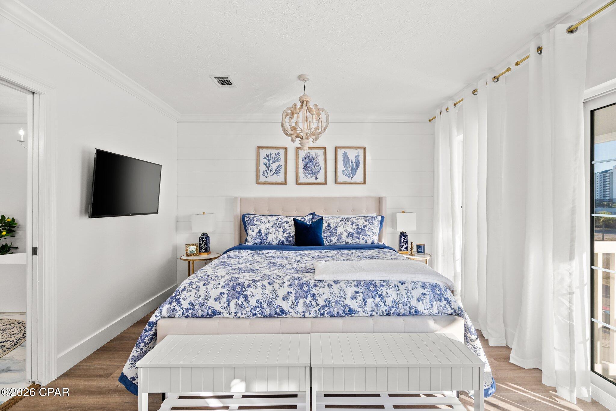 Long Beach 3rd - Residential