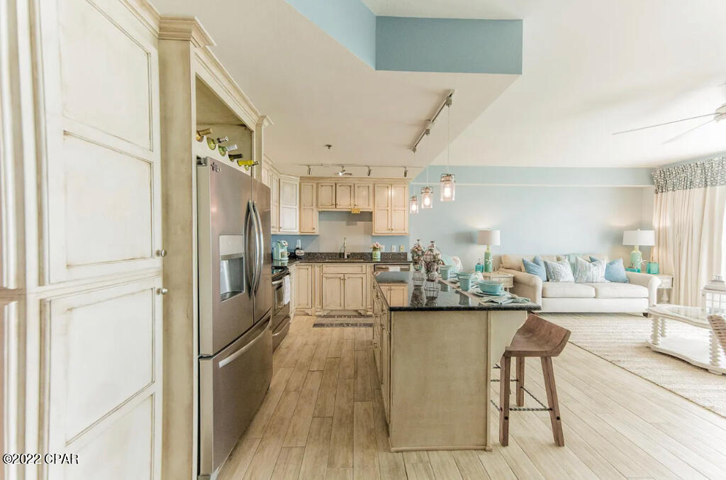 Laketown Wharf - Residential