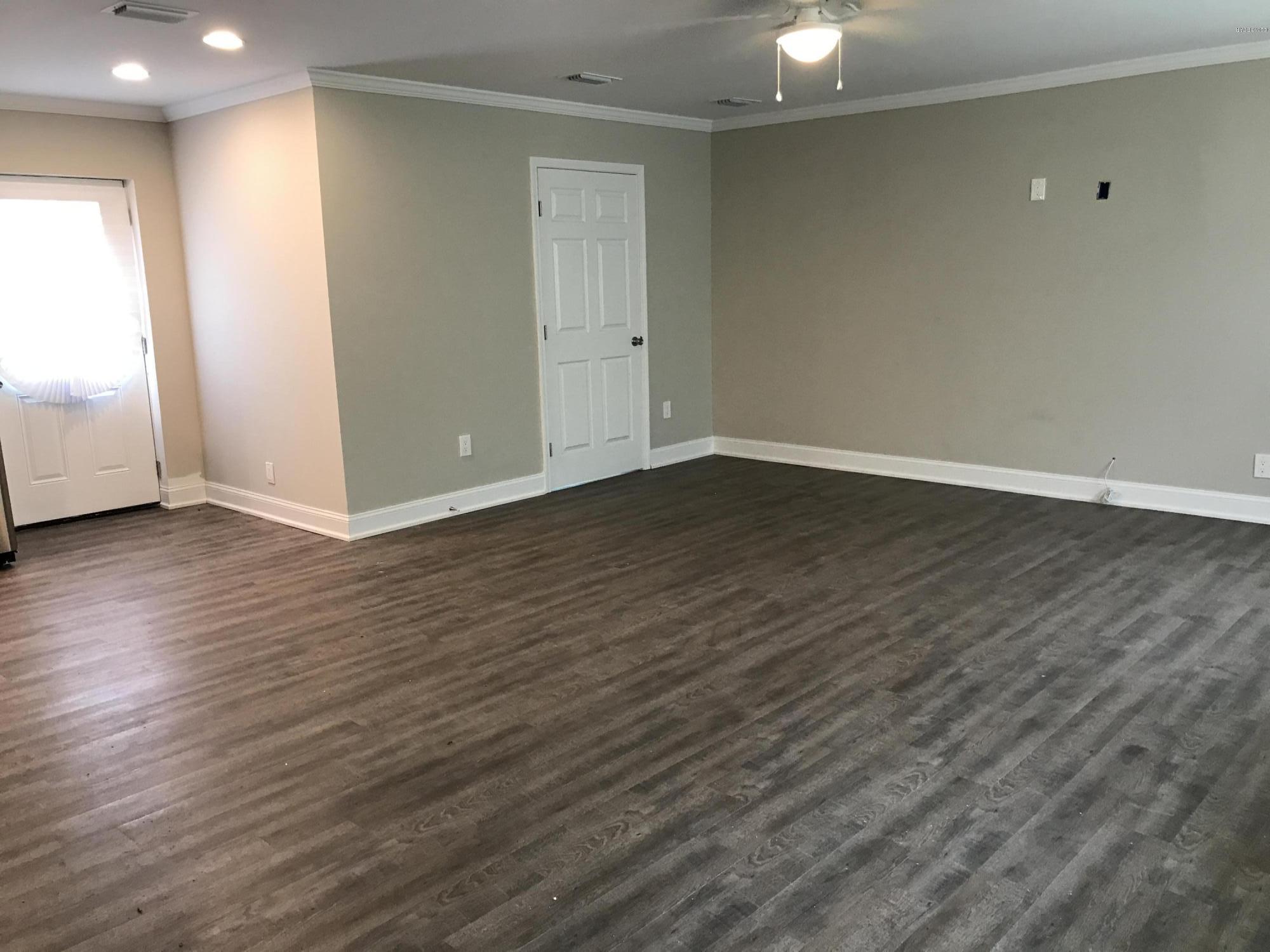 Robindale - Residential Lease