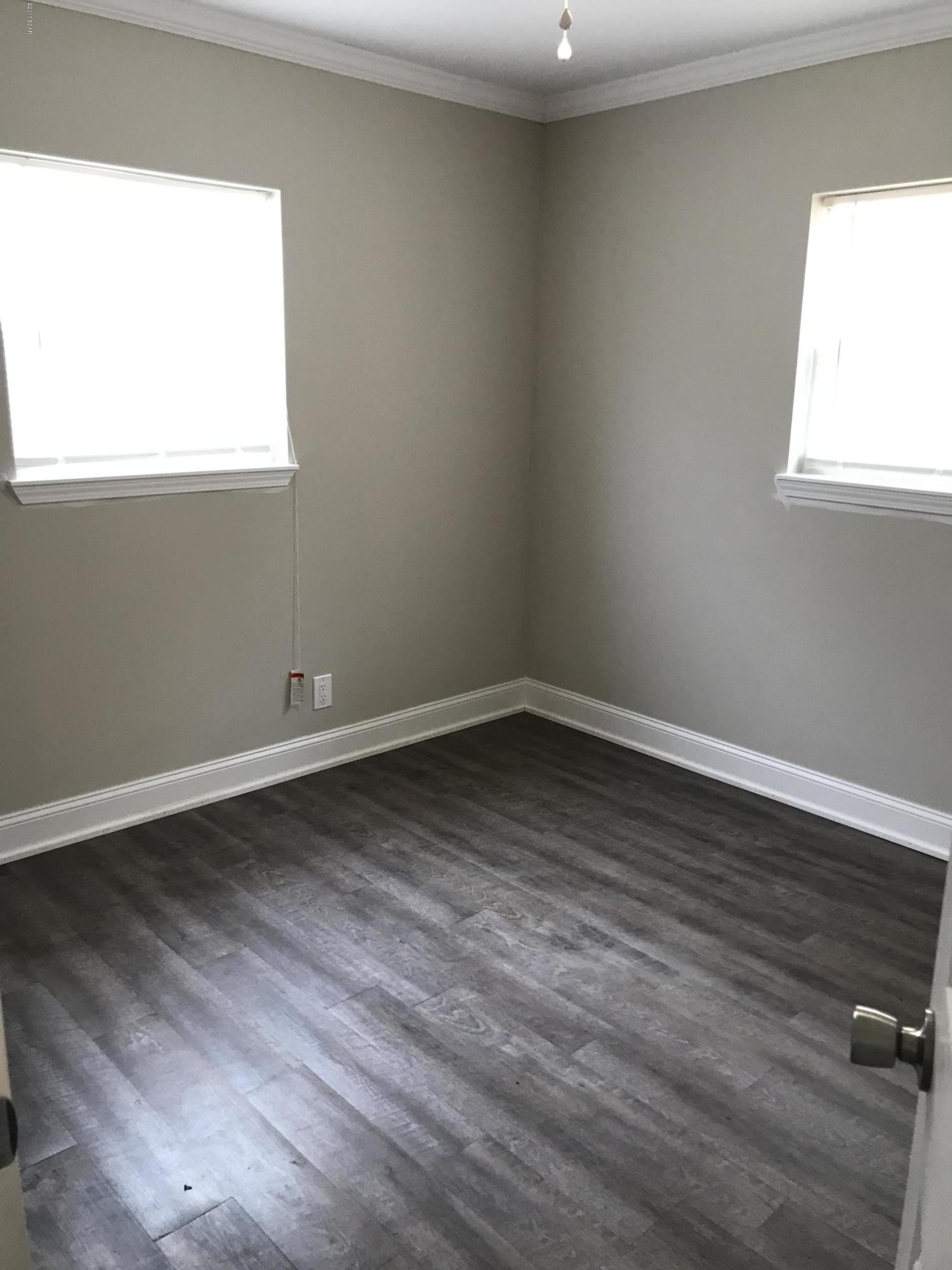 Robindale - Residential Lease