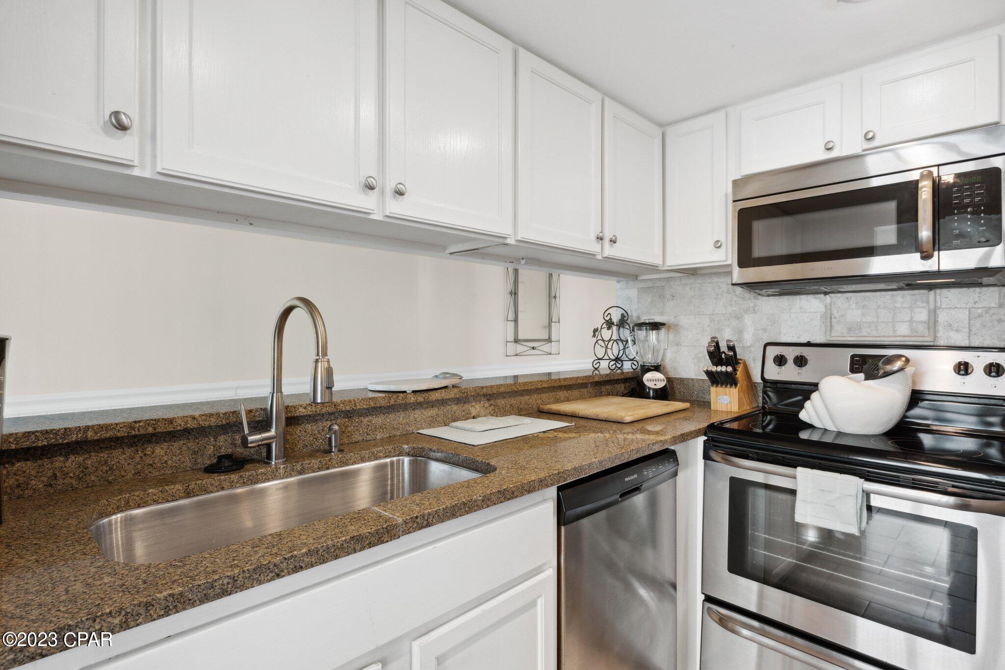 Sunbird Condo - Residential