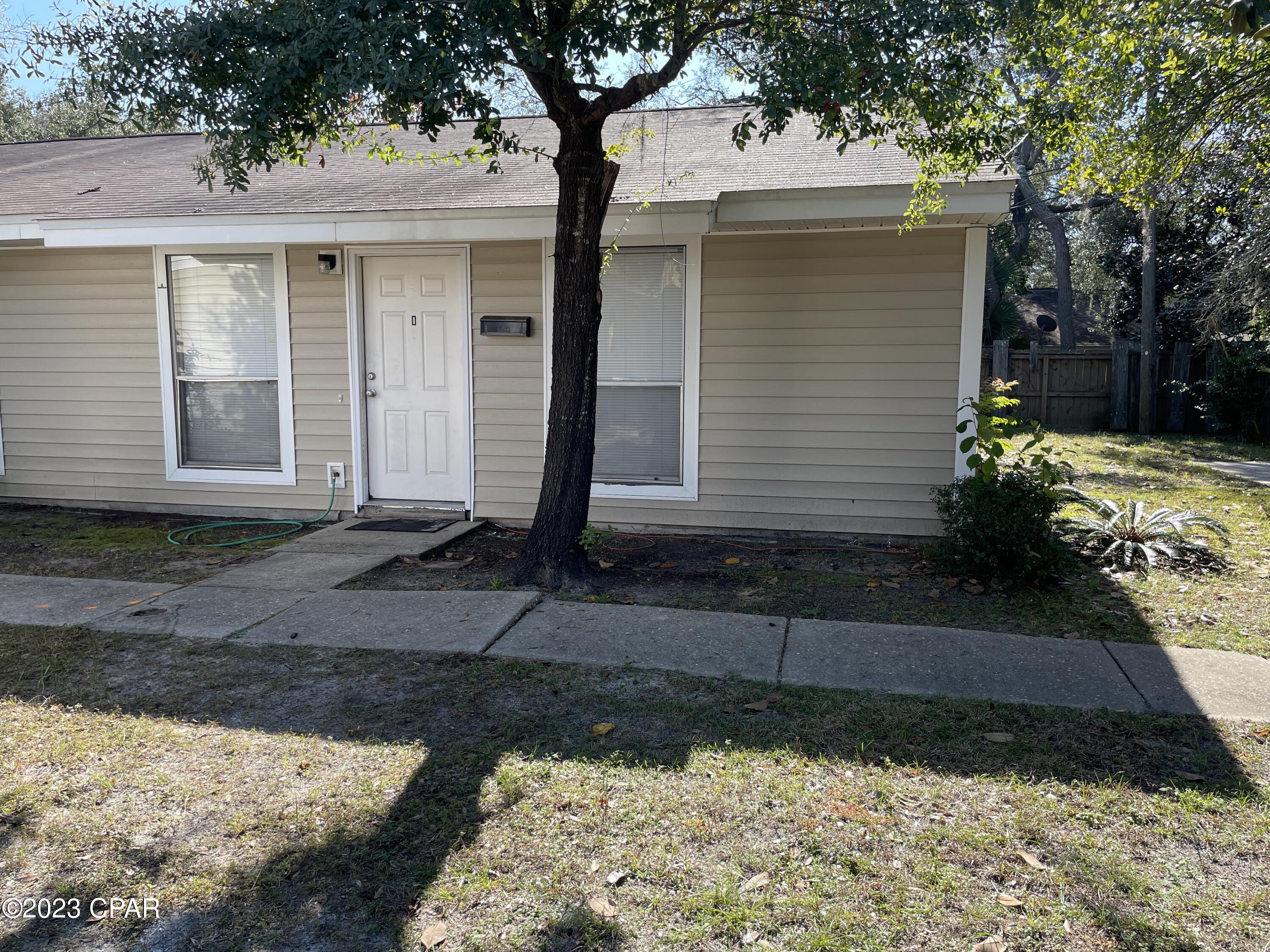 [No Recorded Subdiv] - Residential Lease
